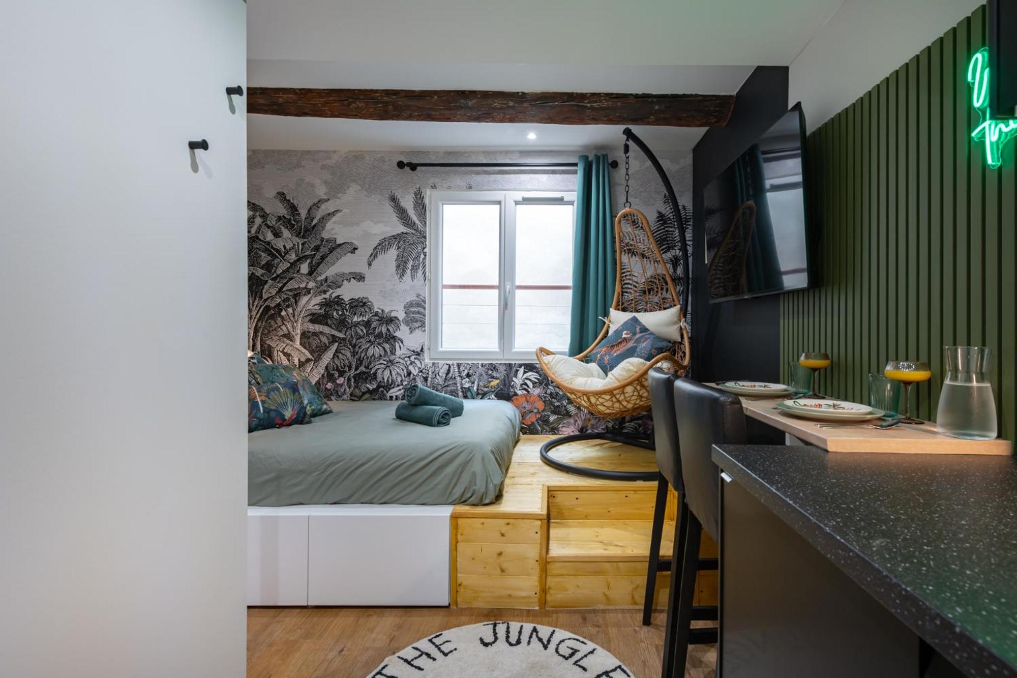 Urban Jungle Suite - Hyper Centre - Fauteuil suspendu