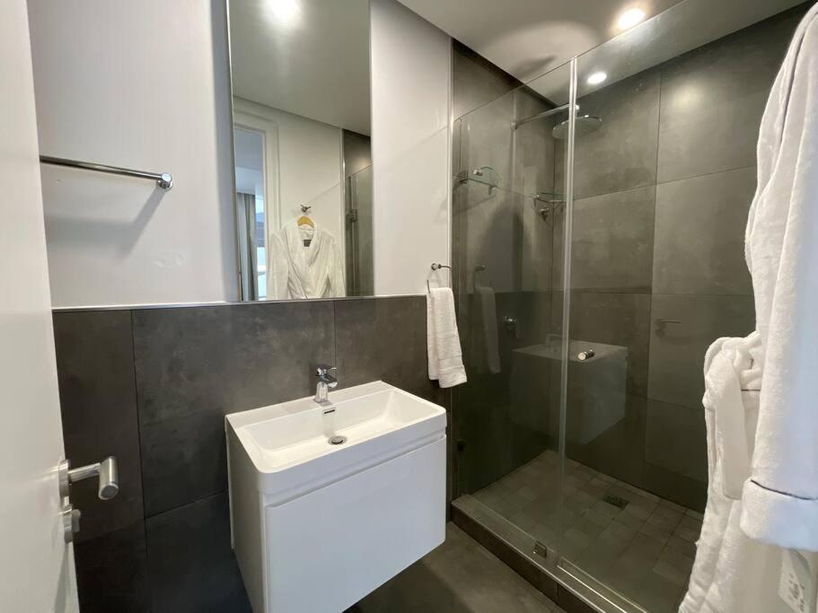Velda Residence