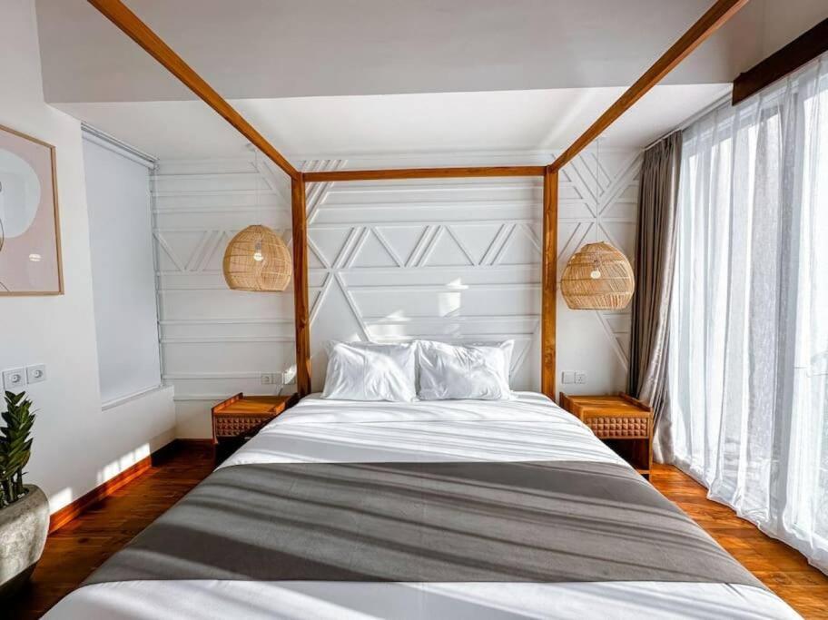 Villa Nakula - Luxury Canggu 3 Level Villa ONLY 5mins to Beach view 4