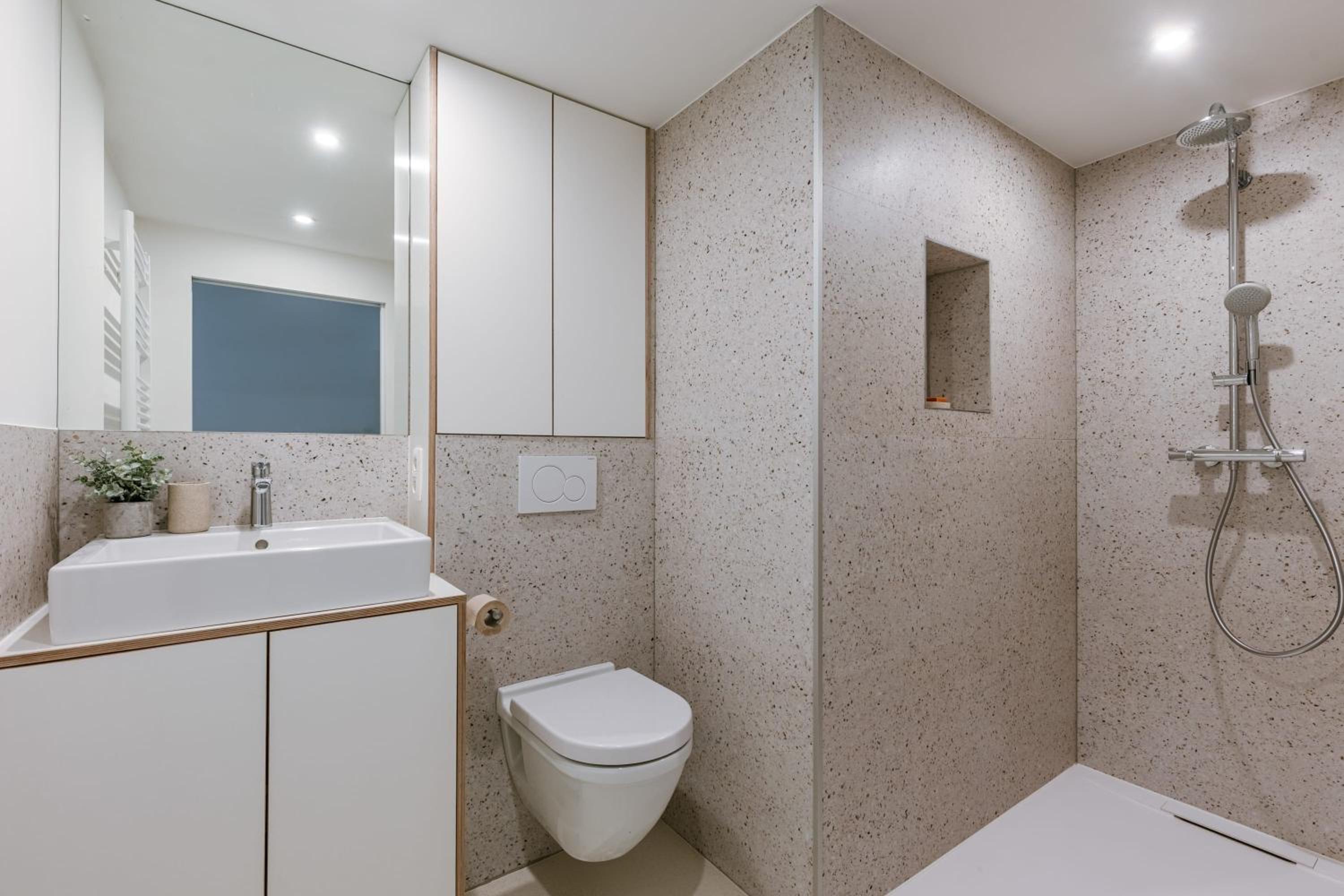 Spacious apt in the centre of Ostend near coast