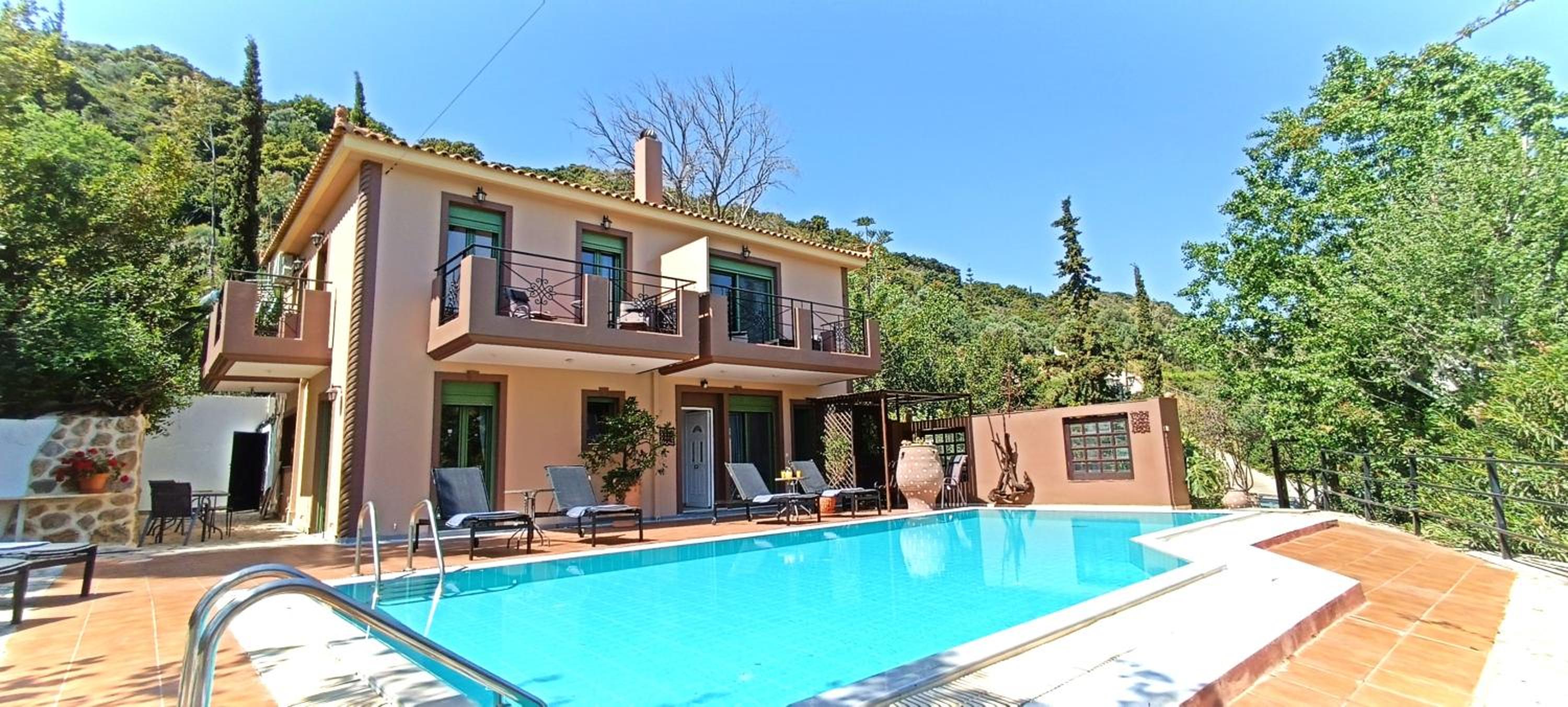 Okeanis Apartments & Suites Adults Only