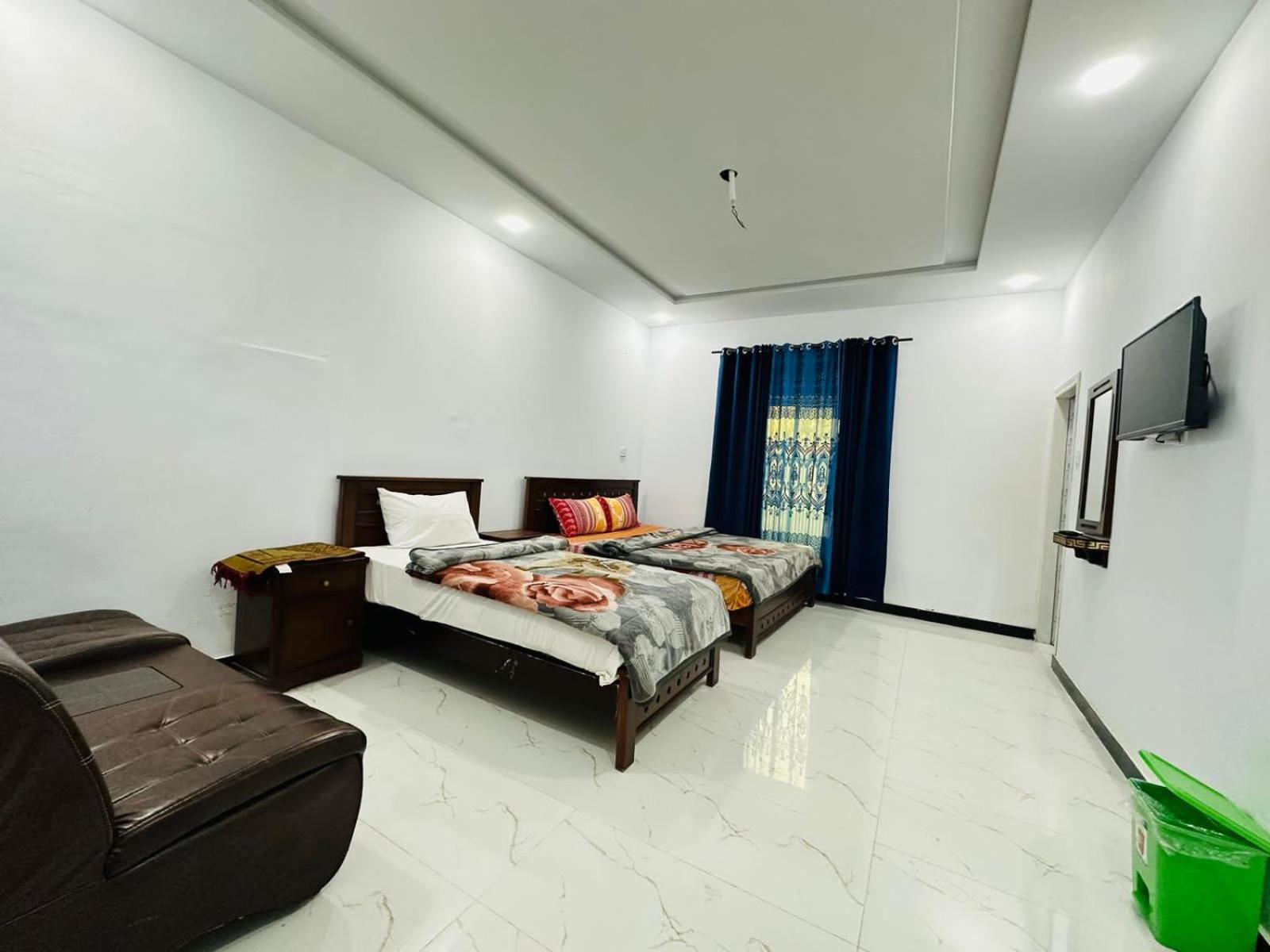 Zaib Guest House for Families Only in E-11 Islamabad view 4