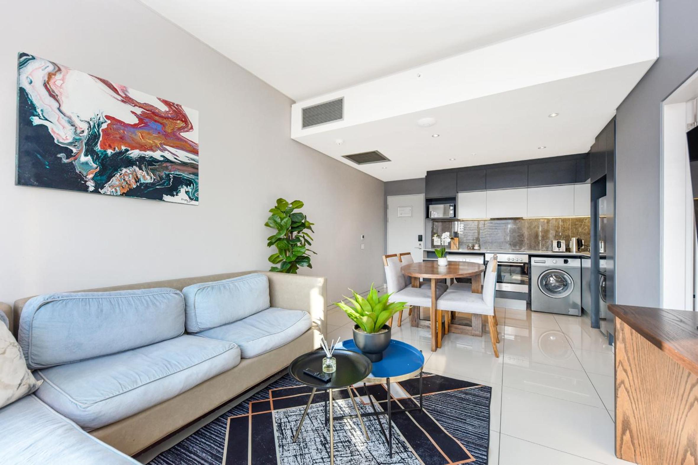 Modern Apartment in 5 Star hotel, Backup Power and Water