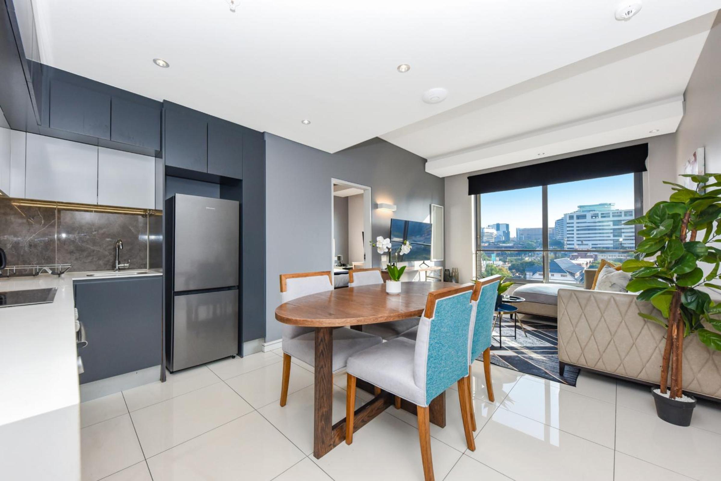 Modern Apartment in 5 Star hotel, Backup Power and Water