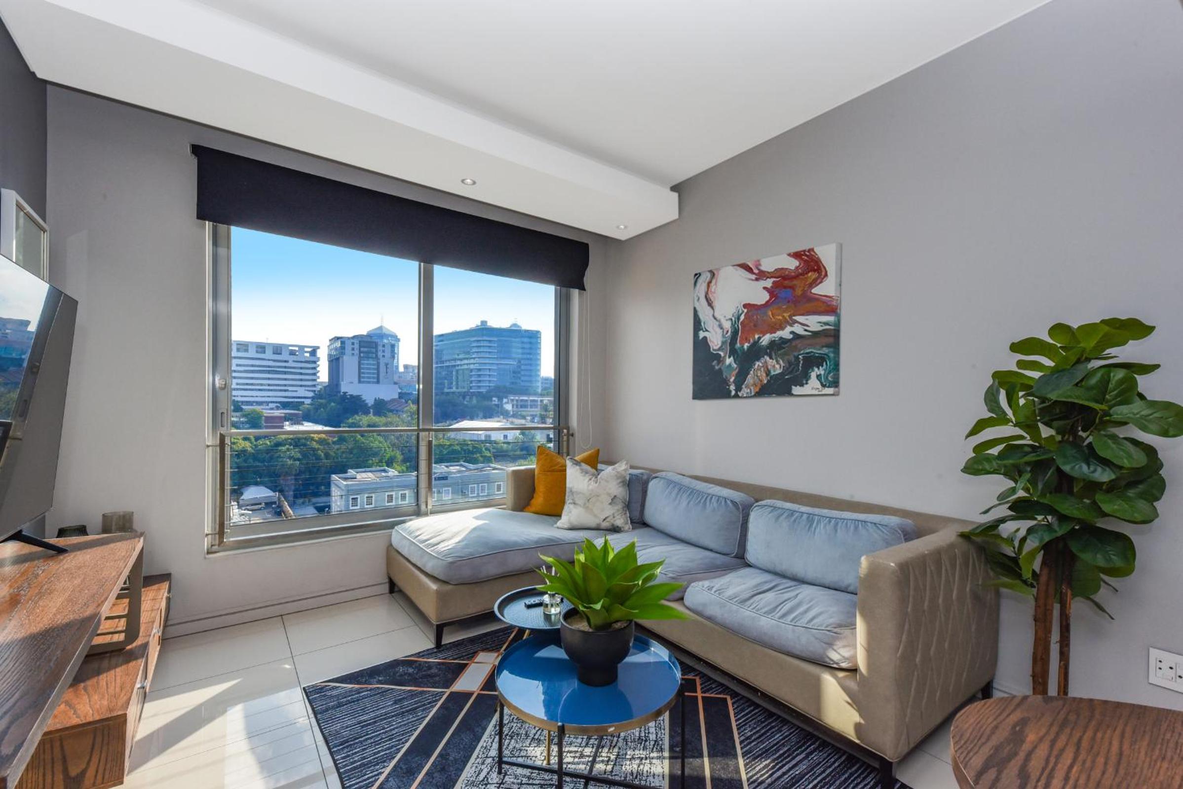 Modern Apartment in 5 Star hotel, Backup Power and Water