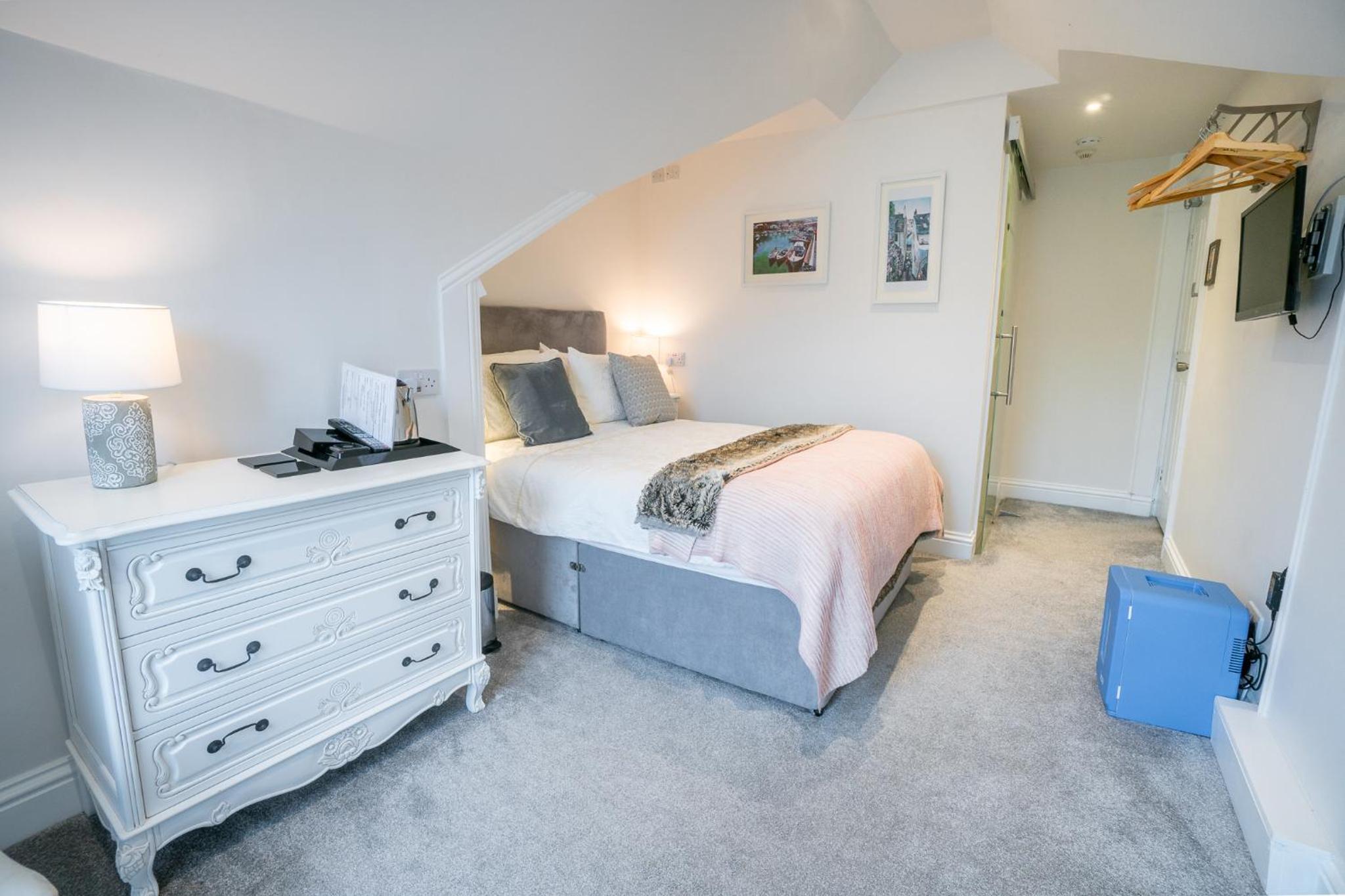 Trefoil Guest House