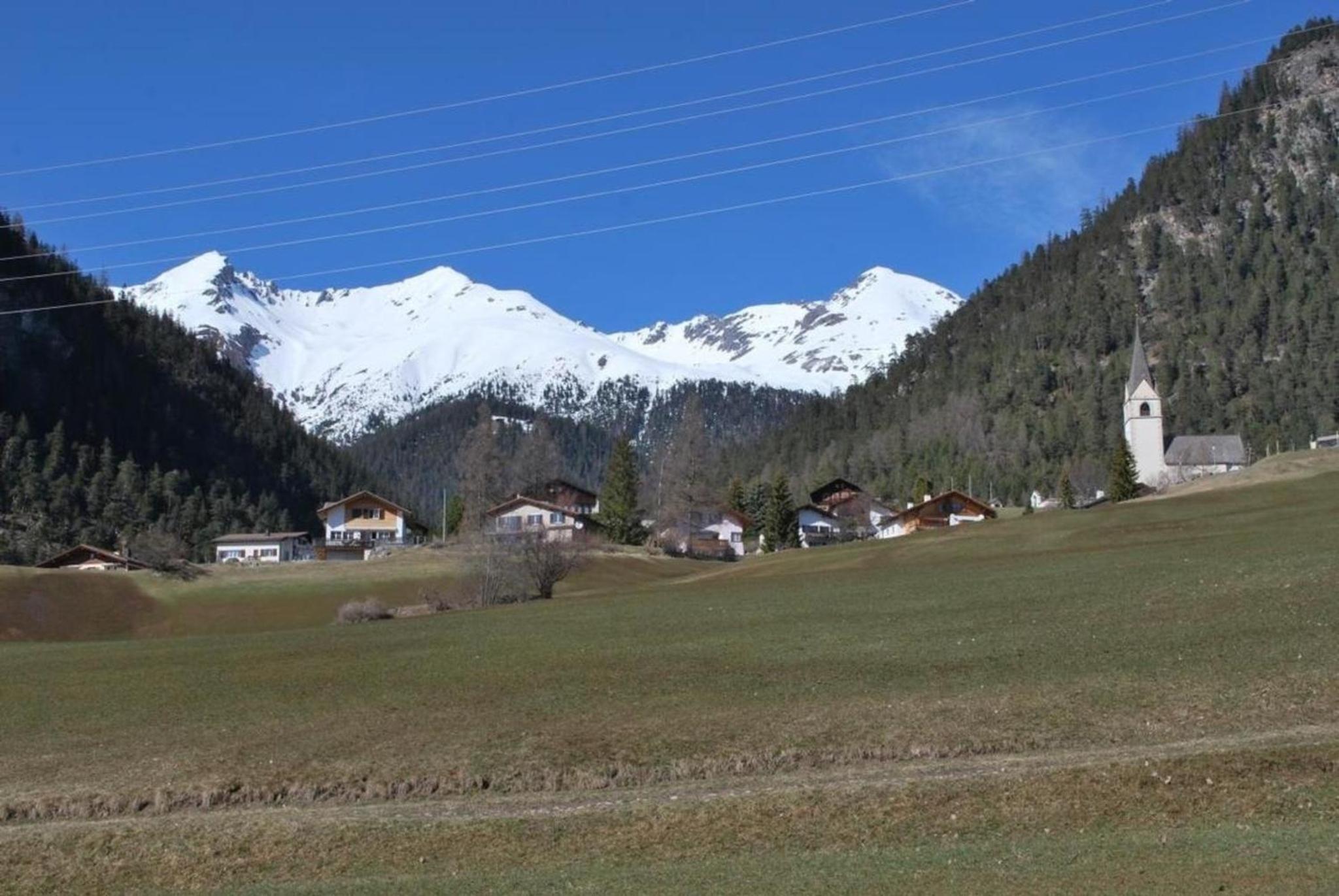 Blick Auf Herrliche Bergwelt