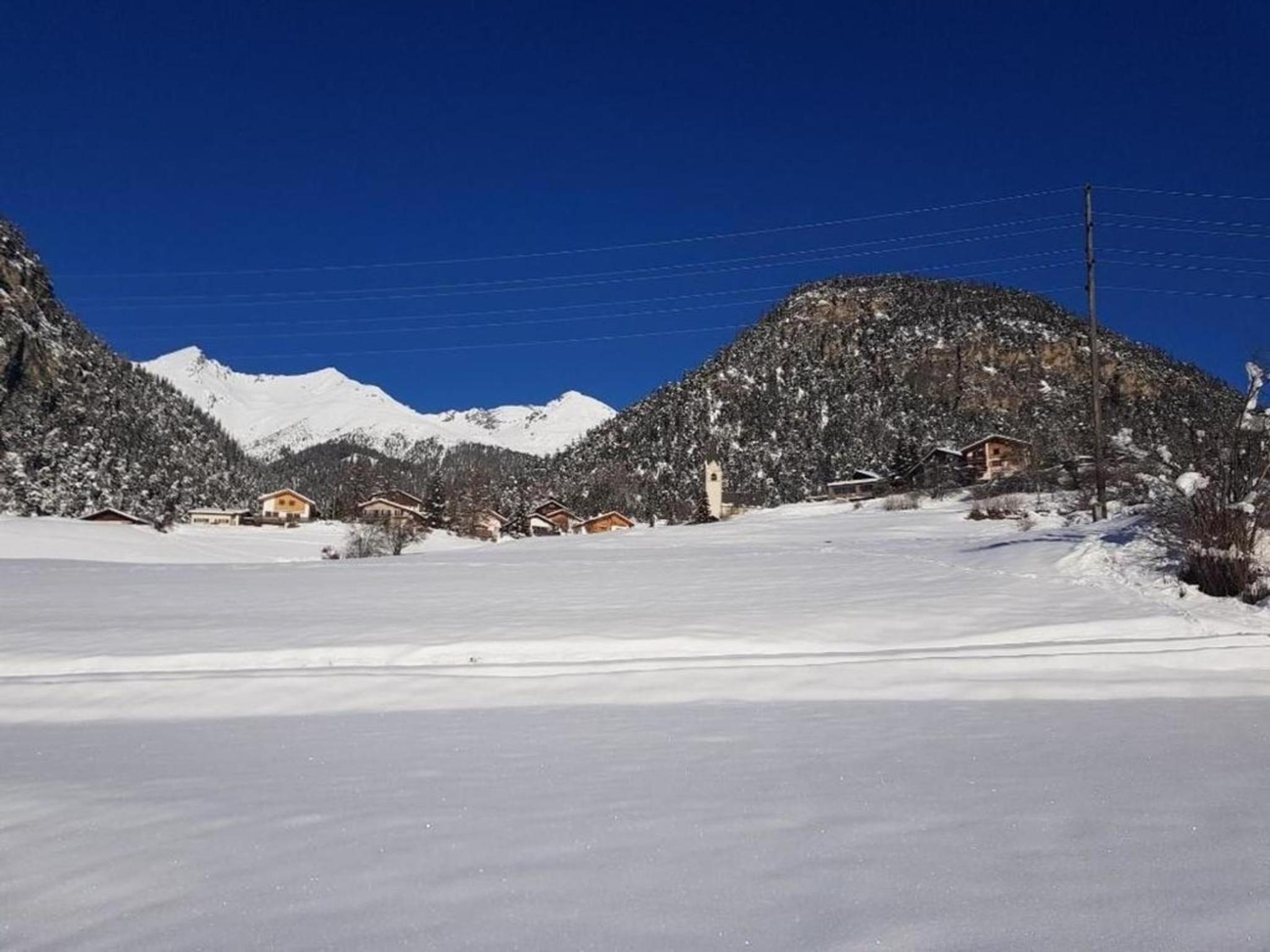 Blick Auf Herrliche Bergwelt