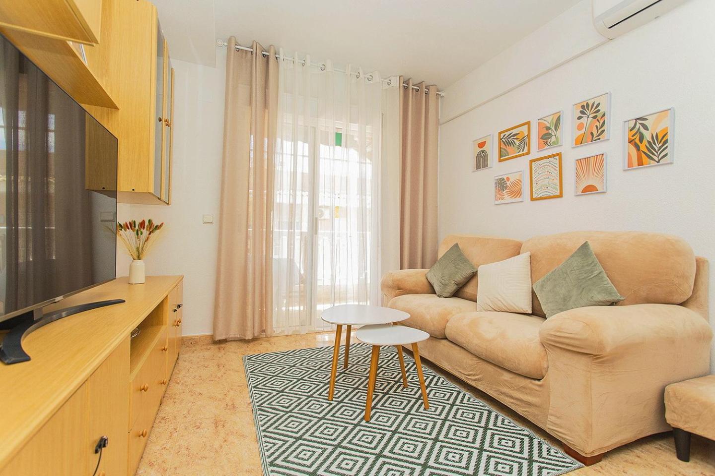 150 Lovely Palangre apartment view 2