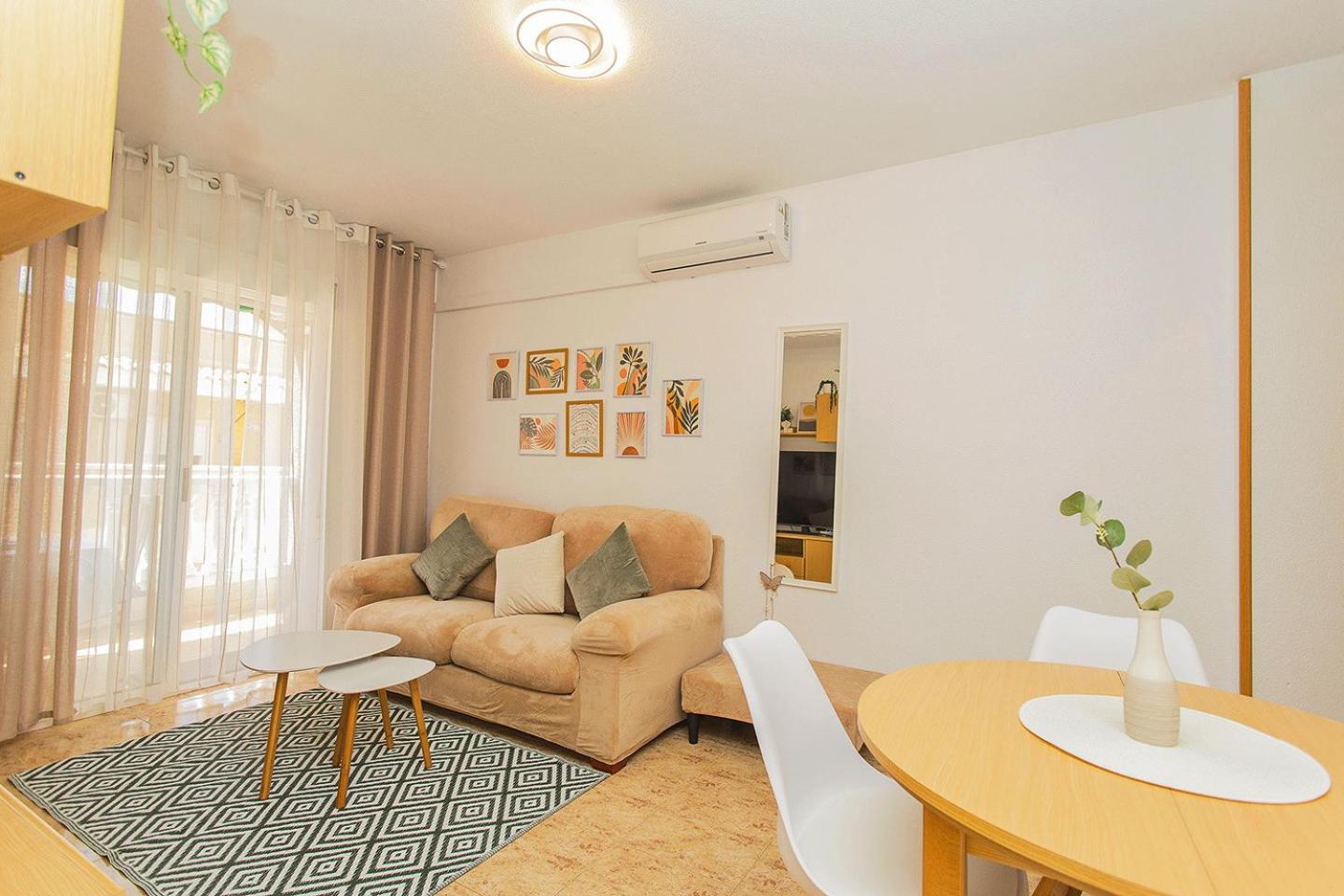 150 Lovely Palangre apartment view 4