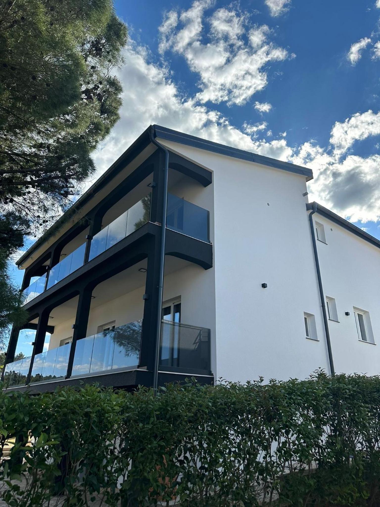 Sea Dreams Apartments