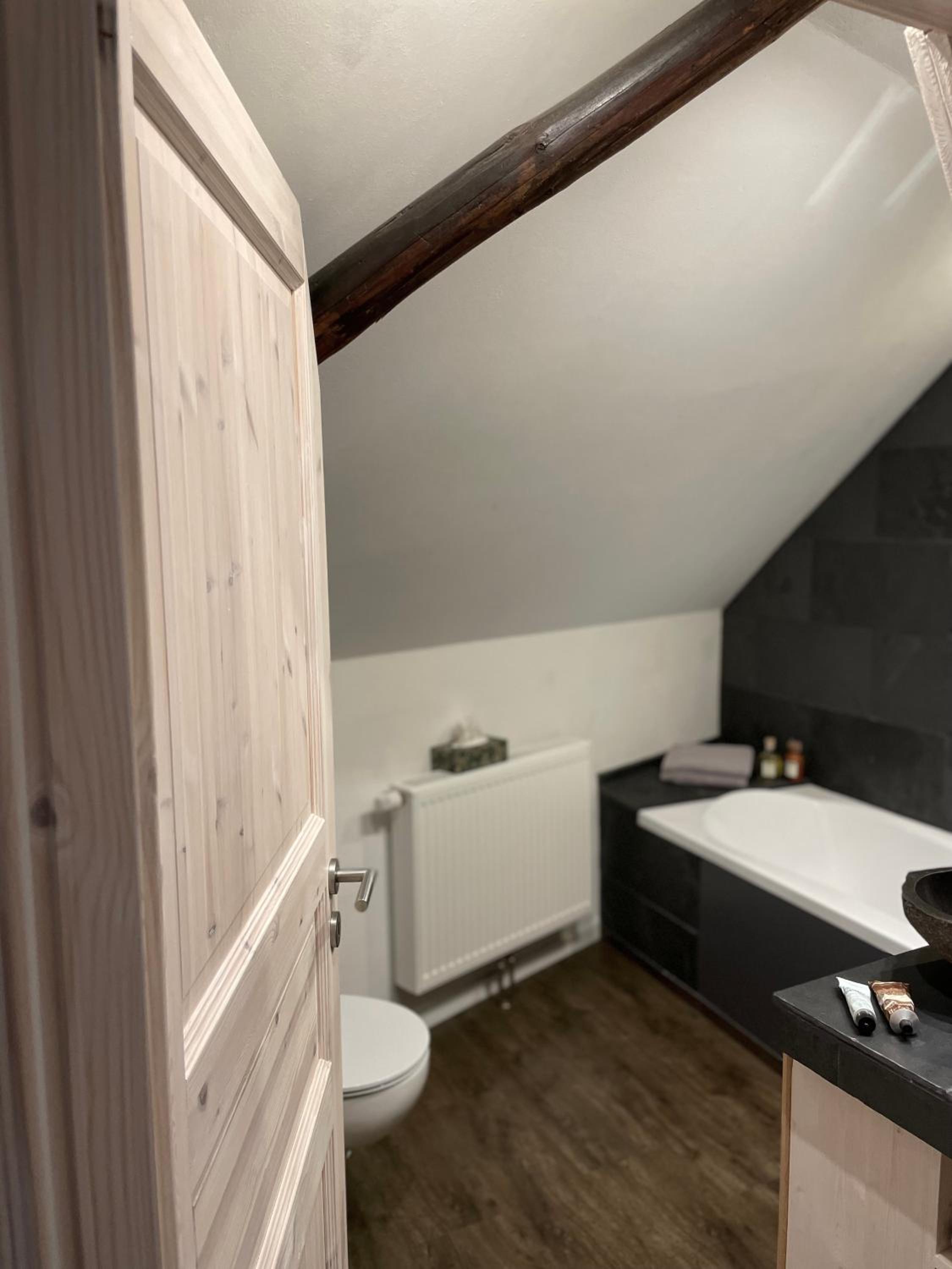 2 kleine Altstadt-Ferienwohnungen mit Garten & Herz