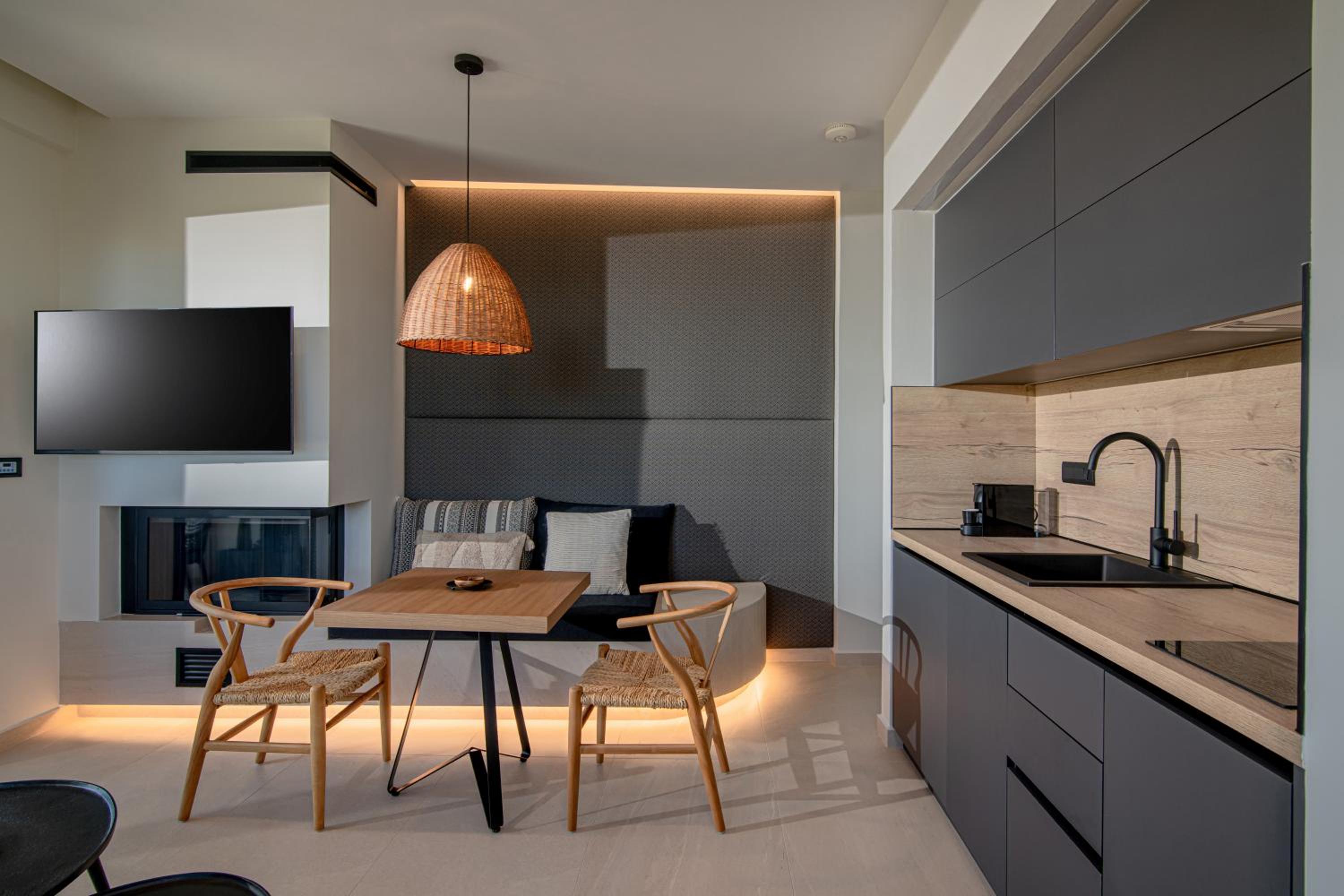 Anantia Luxury Maisonette - Scenic View photo 5