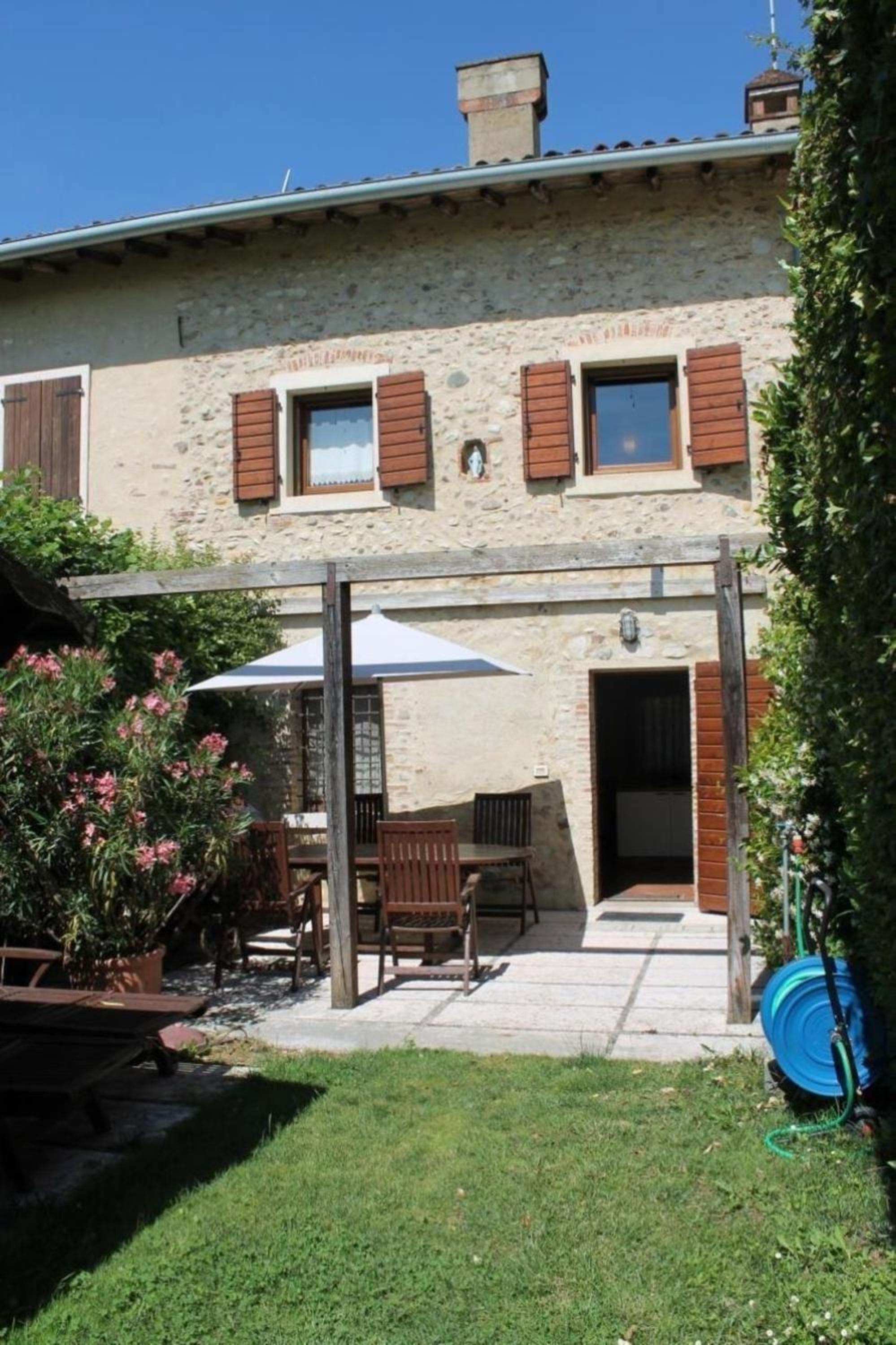 Ferienhaus In Carlotte Mit Eigenem Garten view 3
