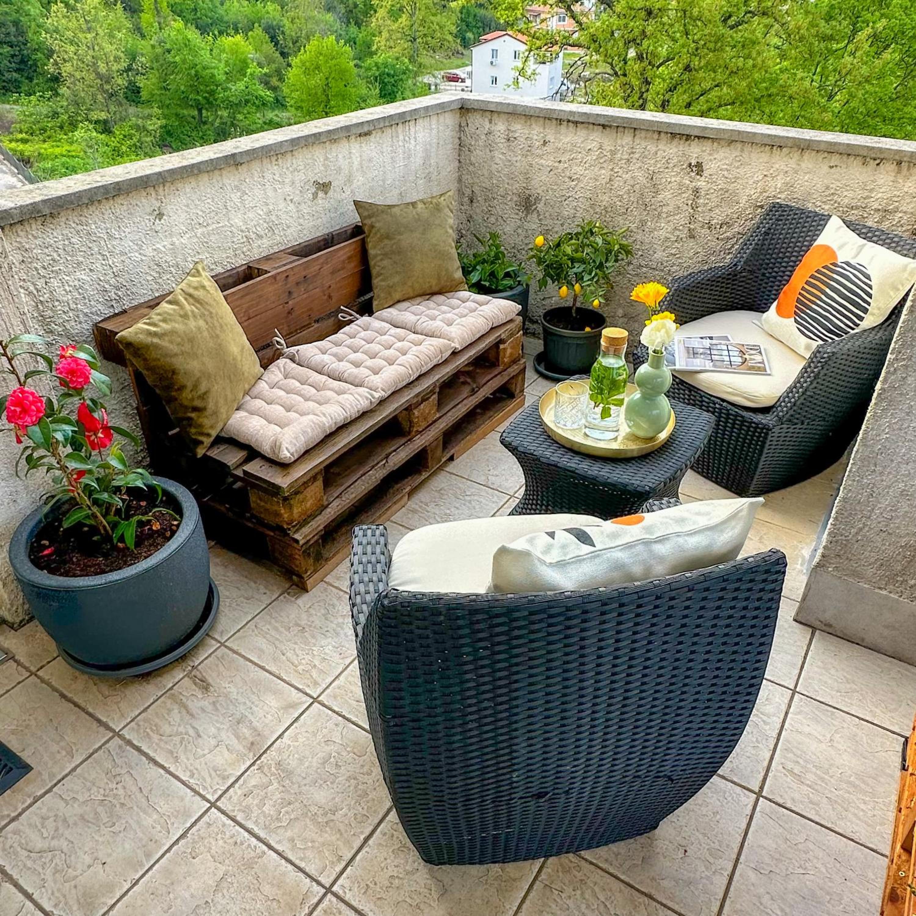 balance & terrace