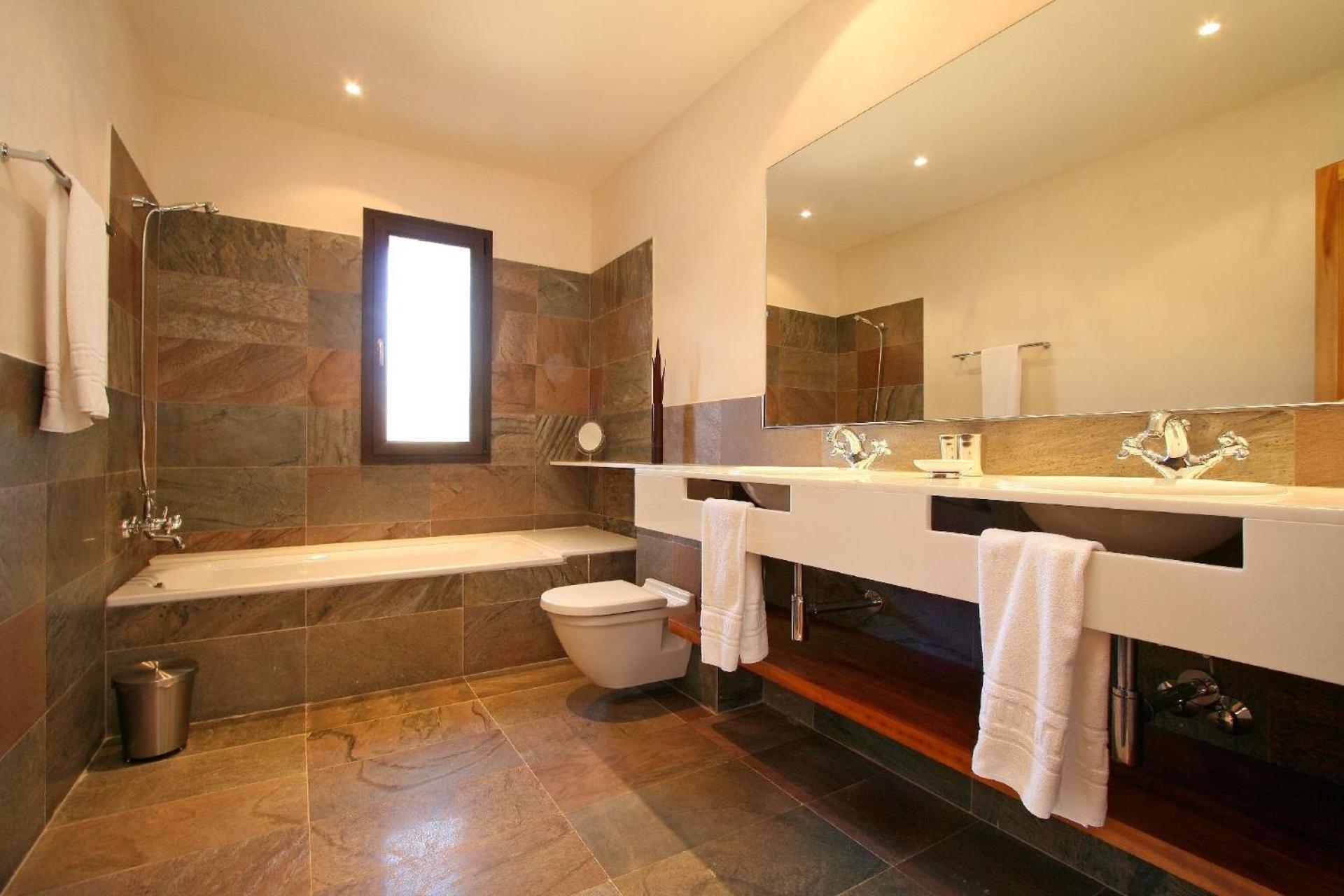 Majestätische Finca mit Pool in S'horta