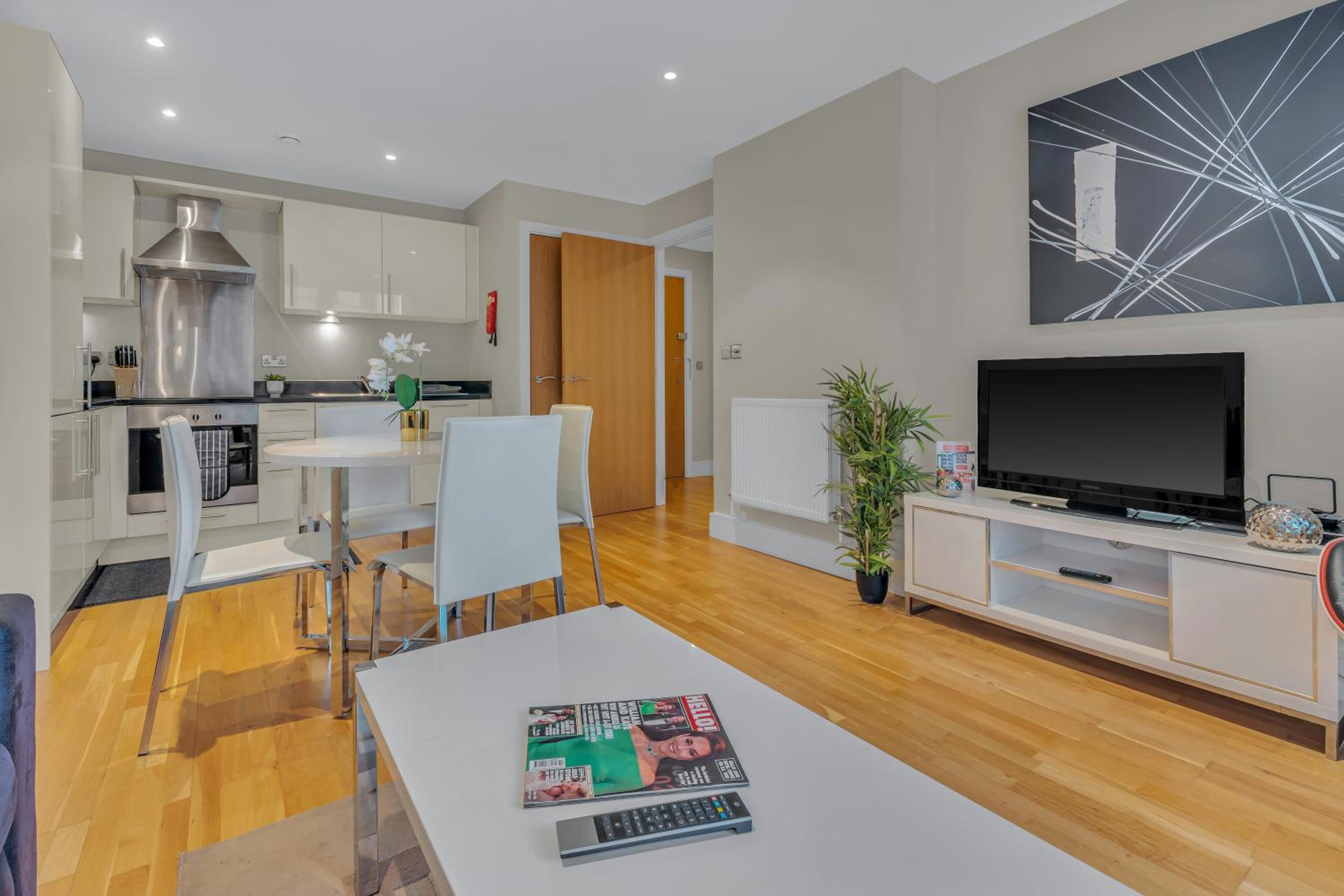 MySquare Lanterns Way Apartments at Canary Wharf