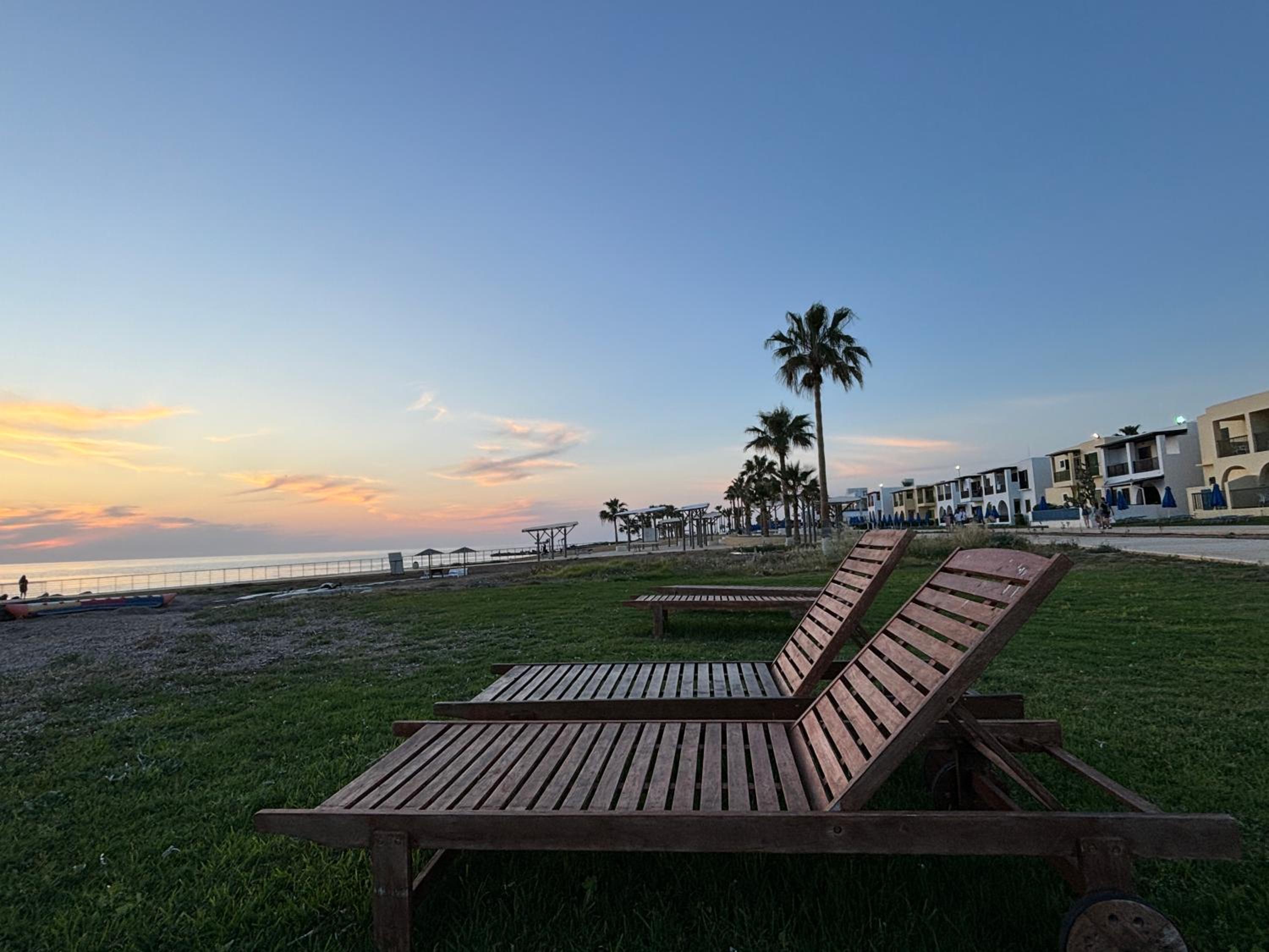 Faros Beach Seabreeze 1B, Pool, Seaside, Paphos