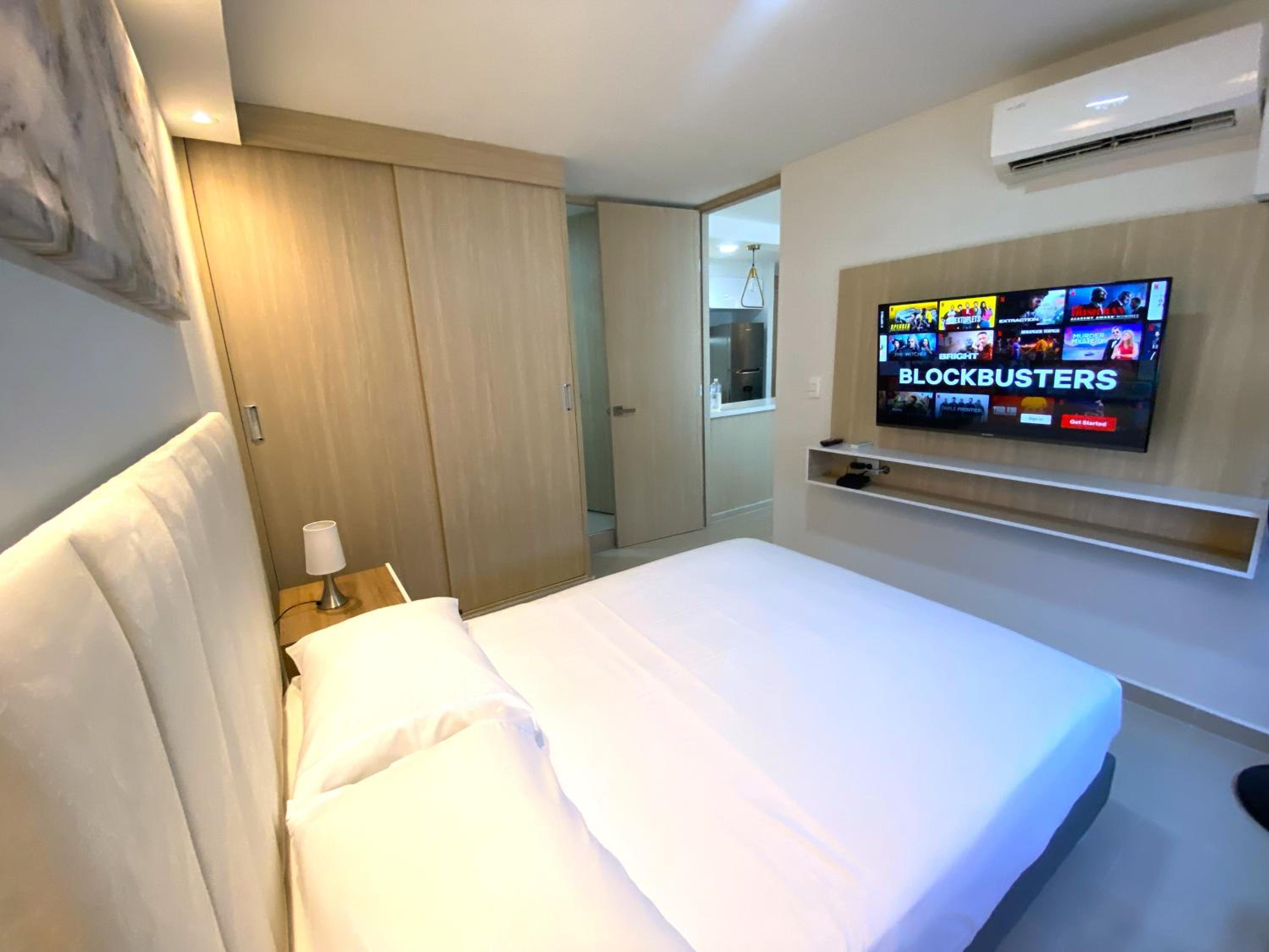Mirador Apartments – Excellent Location by SOHO