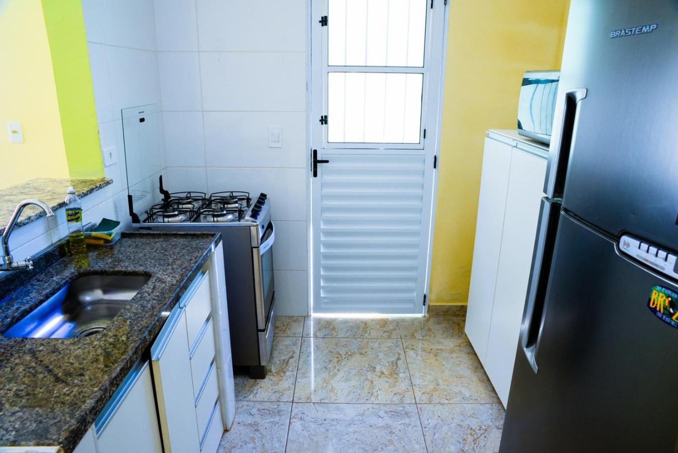 Casa a 950m da Praia Martim de Sa - Caraguatatuba