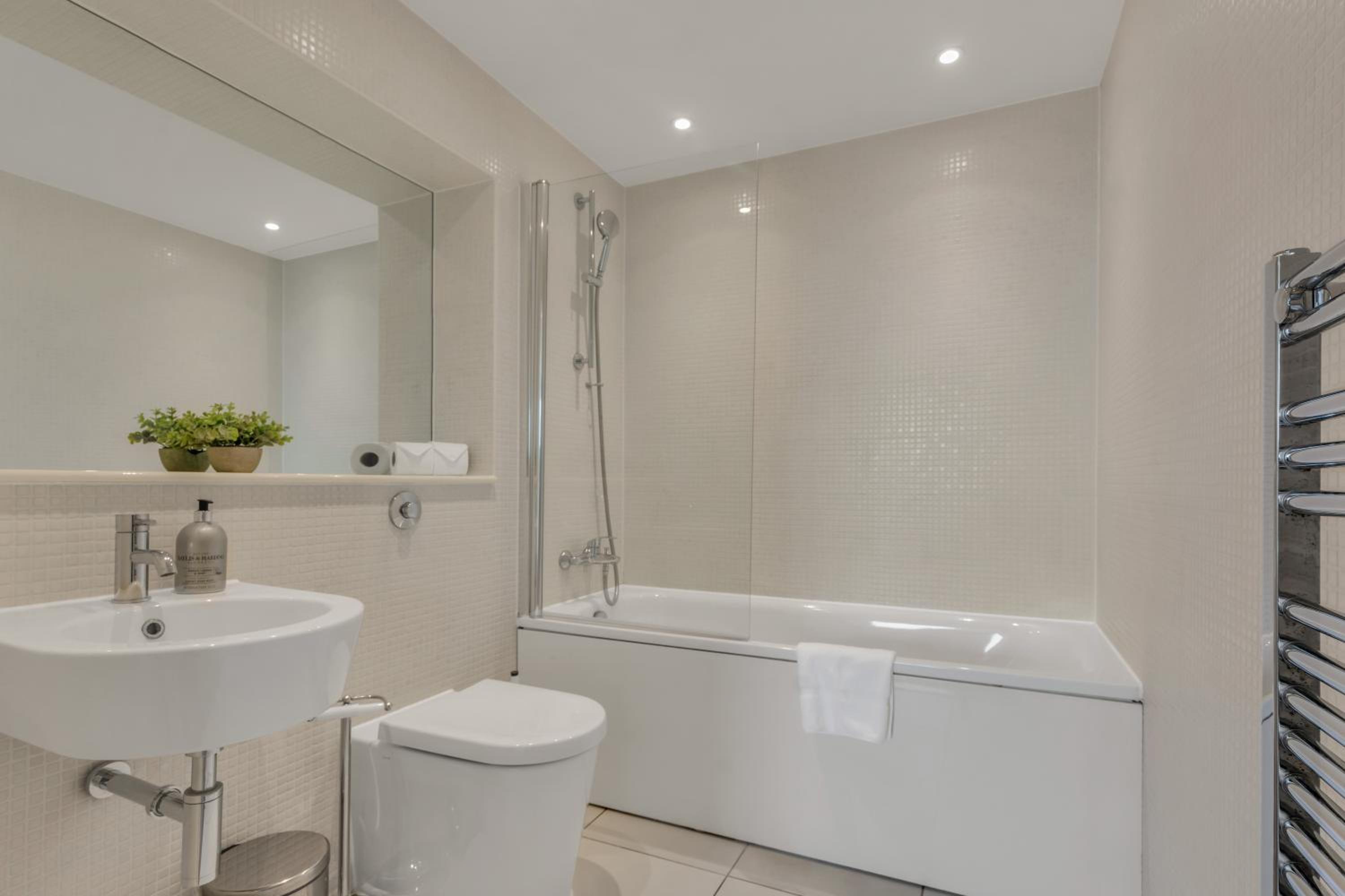 MySquare Lanterns Way Apartments at Canary Wharf