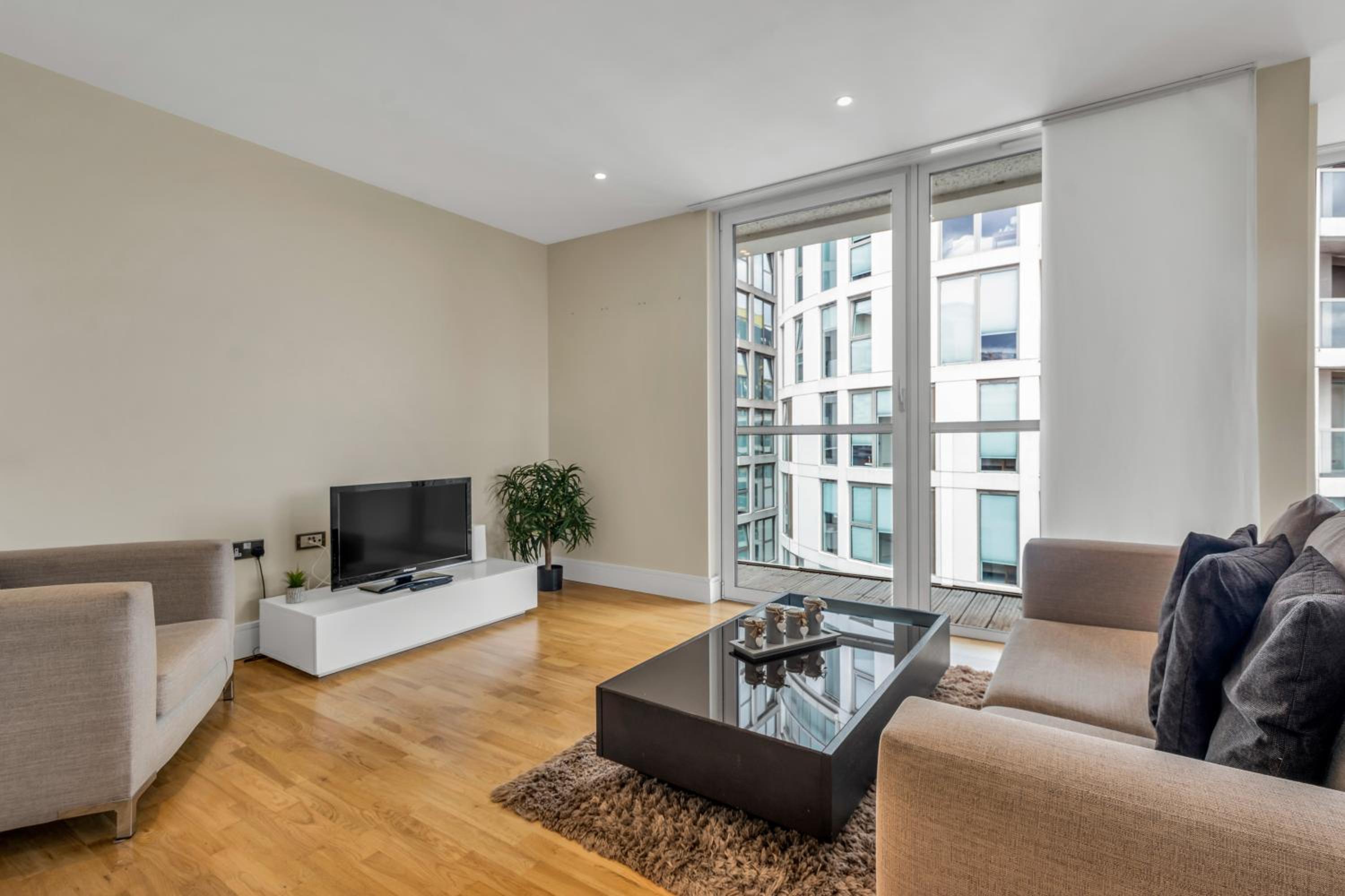 MySquare Lanterns Way Apartments at Canary Wharf