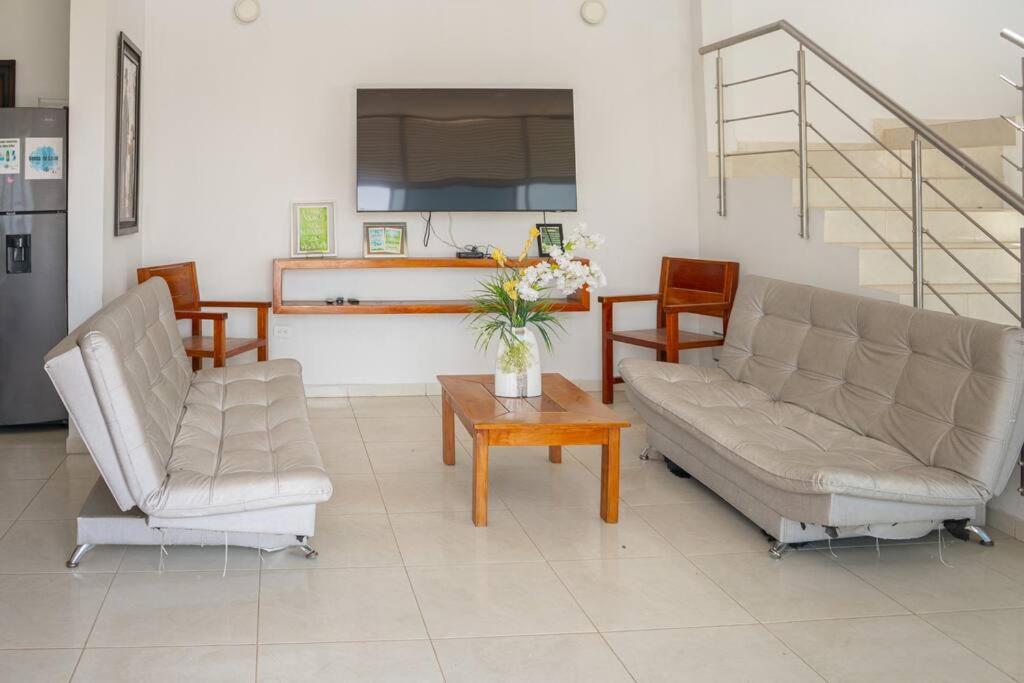 Finca Rosa Linda Stunning Views Jacuzzi Pool