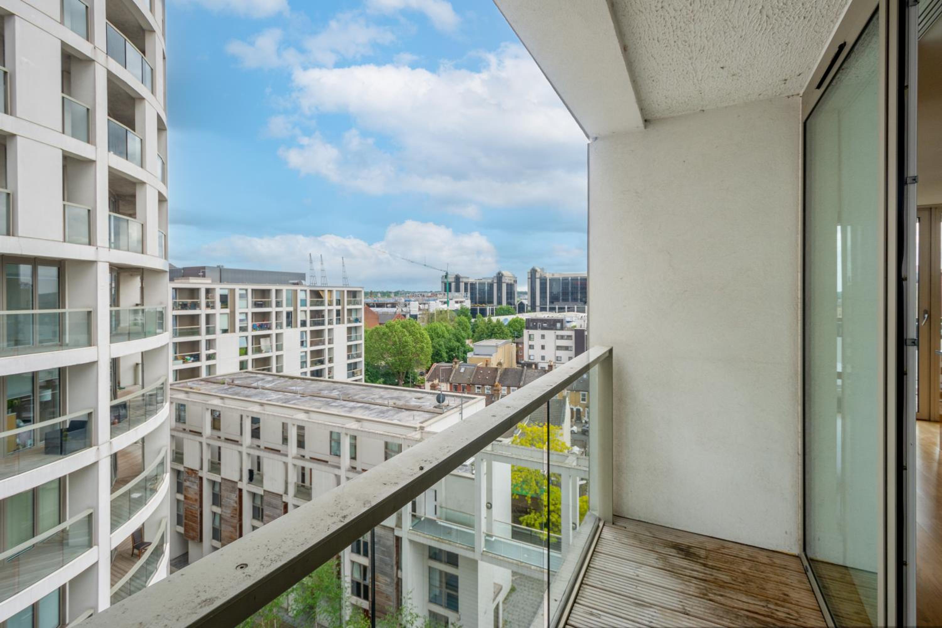 MySquare Lanterns Way Apartments at Canary Wharf