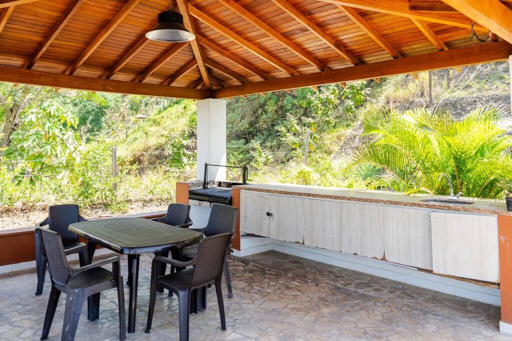 Finca Rosa Linda Stunning Views Jacuzzi Pool