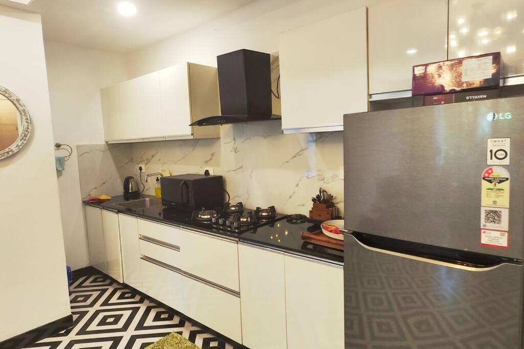 Luxury Apartment w infinity pool nr Candolim beach