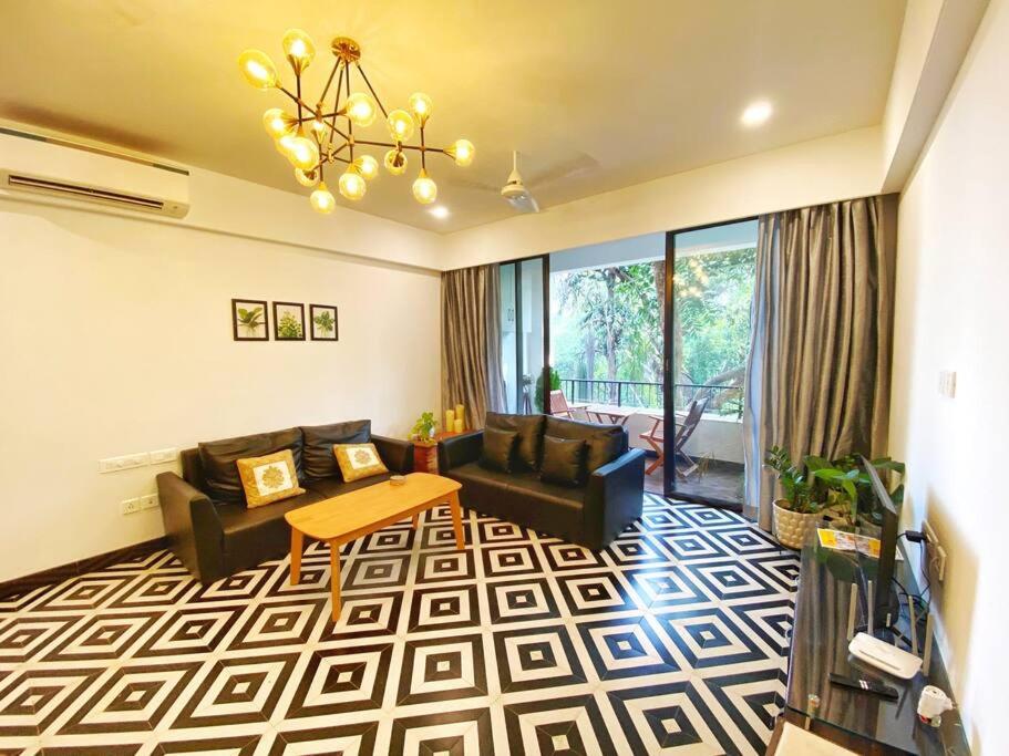 Luxury Apartment w infinity pool nr Candolim beach