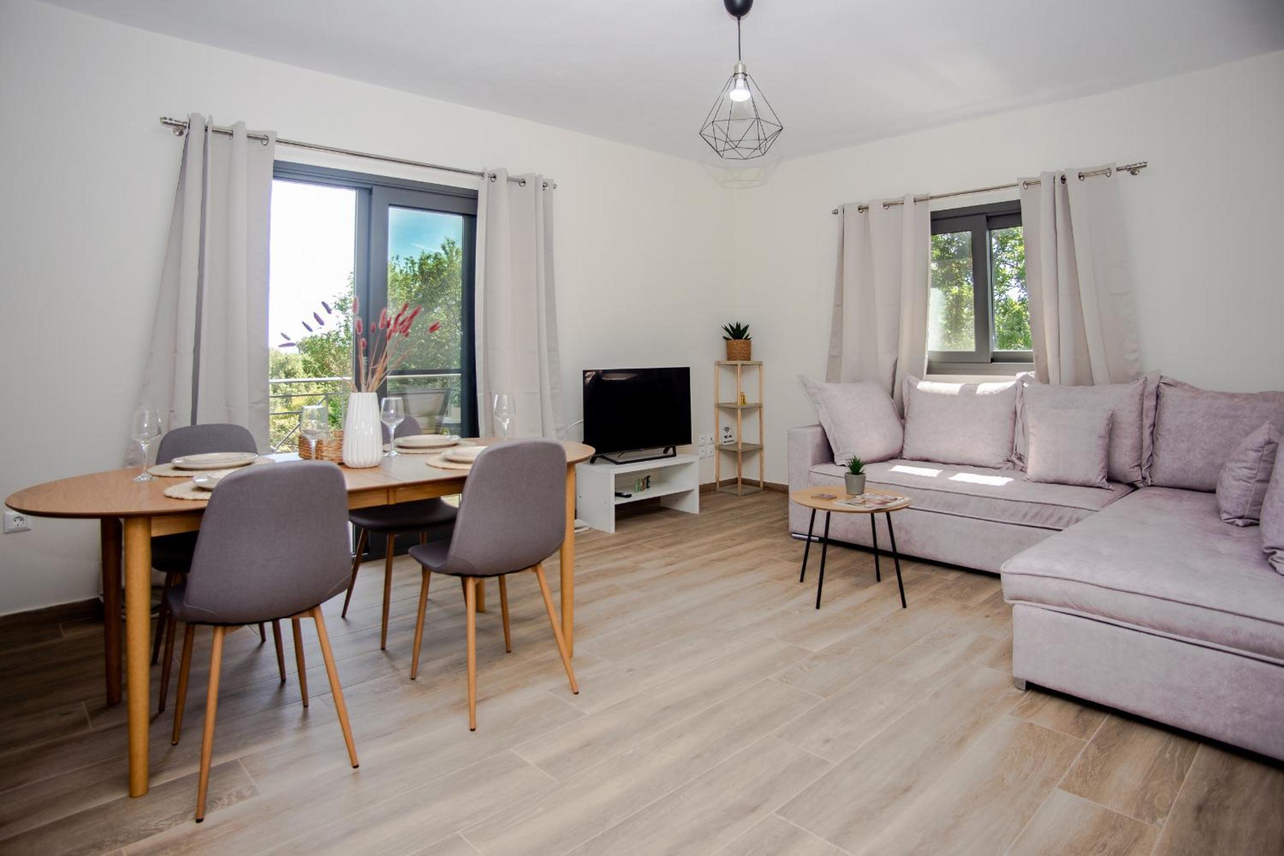 Aella Apartment photo 4