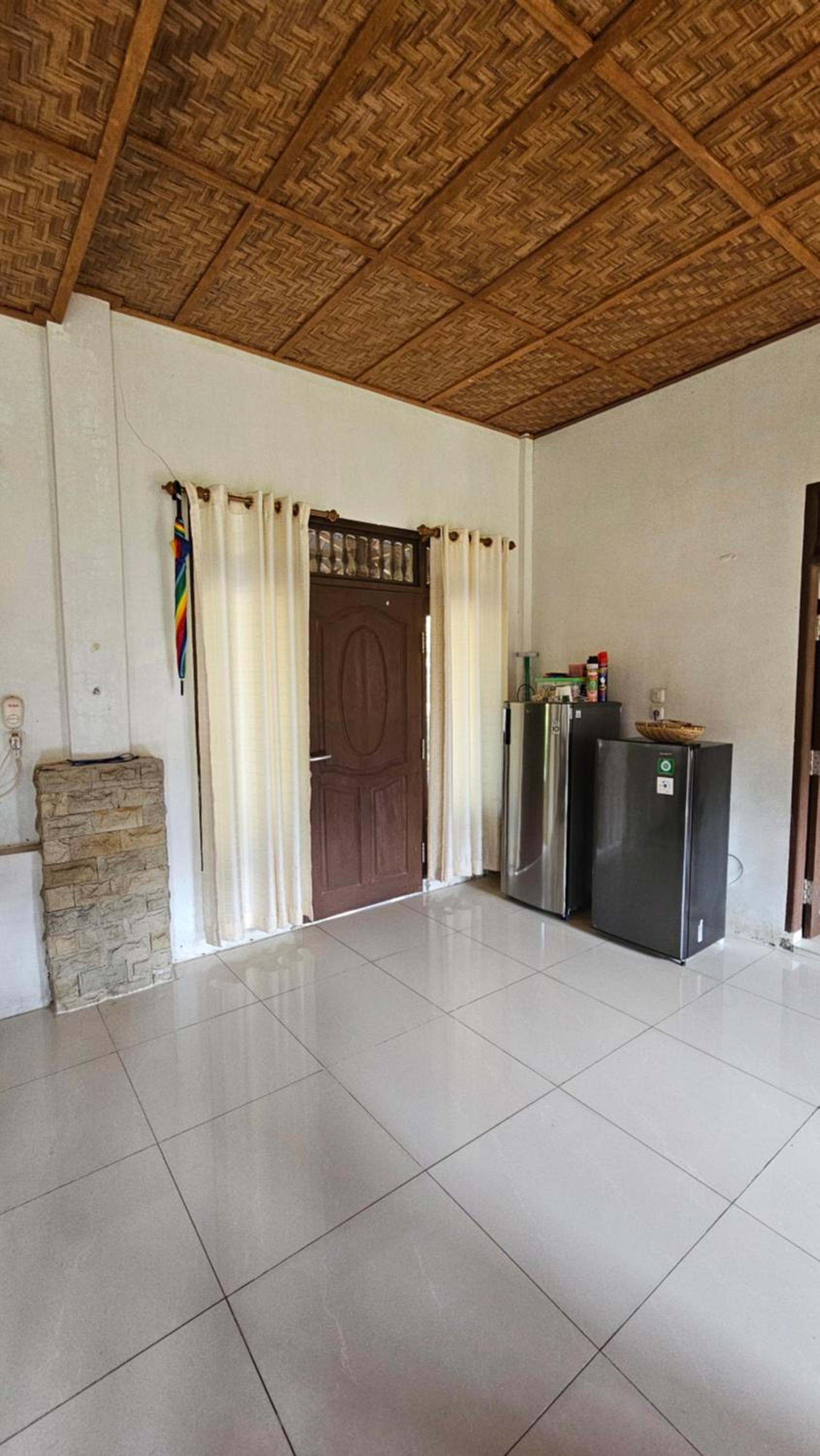 White house Sumatra Bukit Lawang view 3