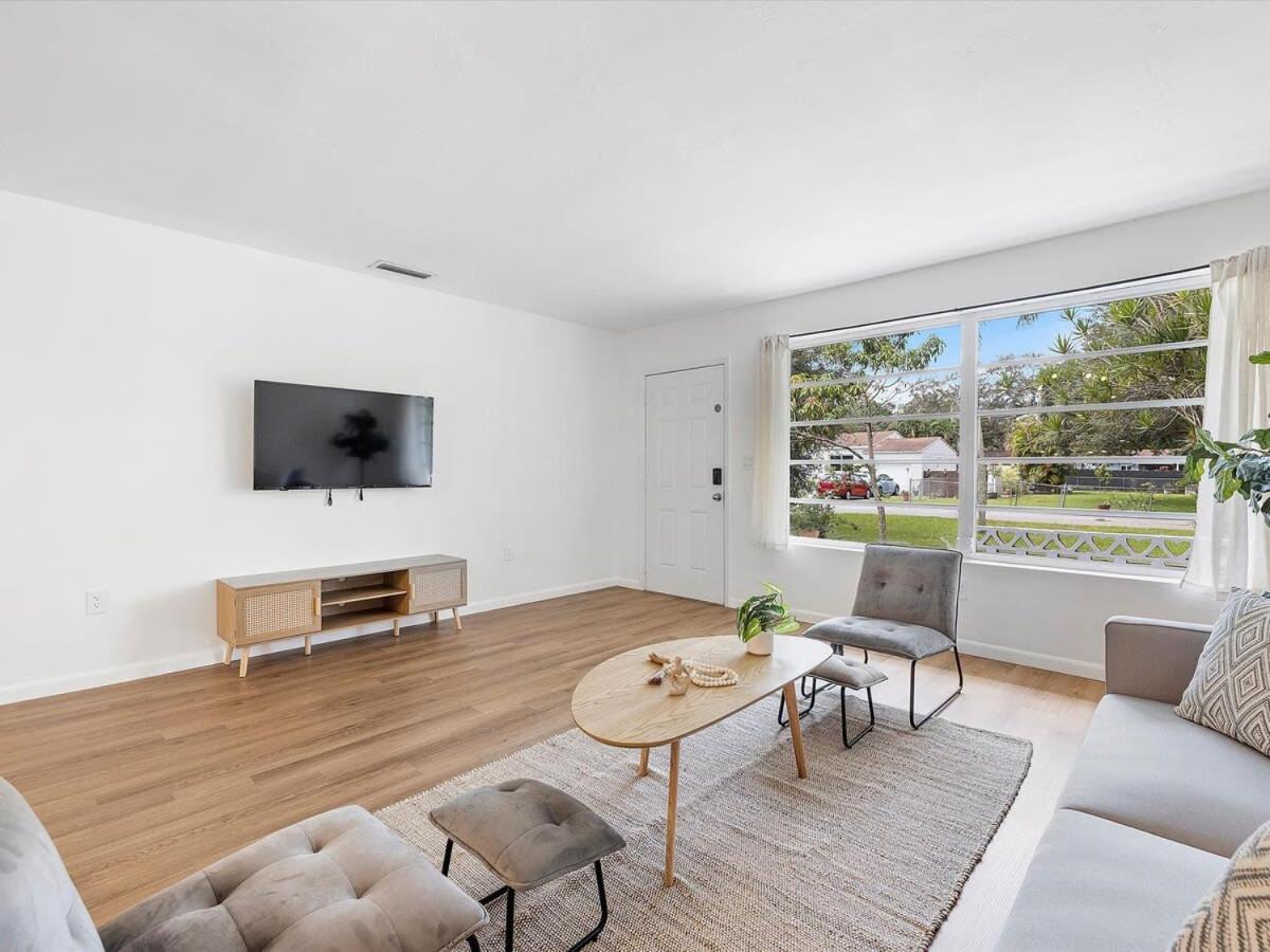 3BR Newly Renovated In Miami 15 Min To Beach