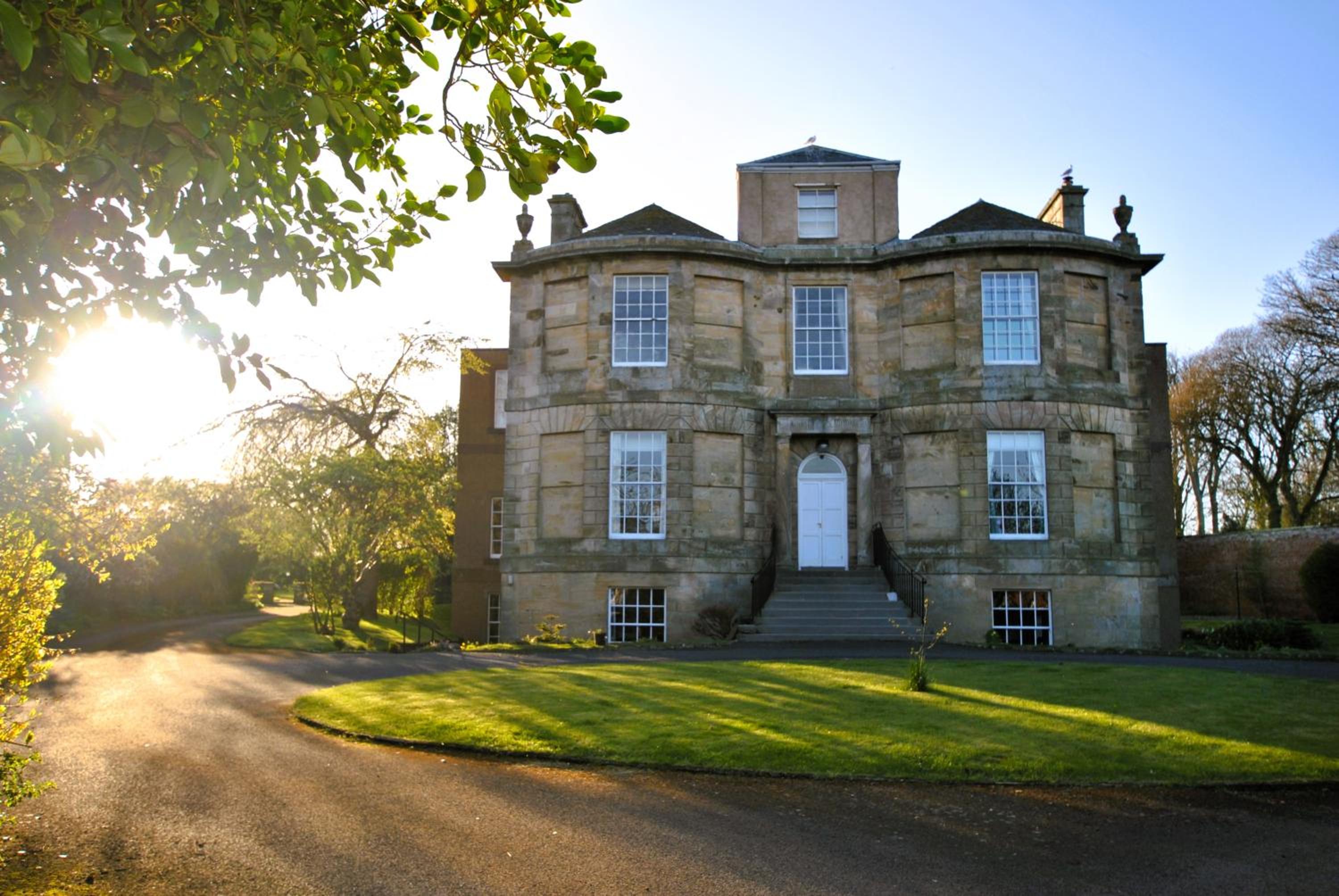 Kirkmay House Apartment