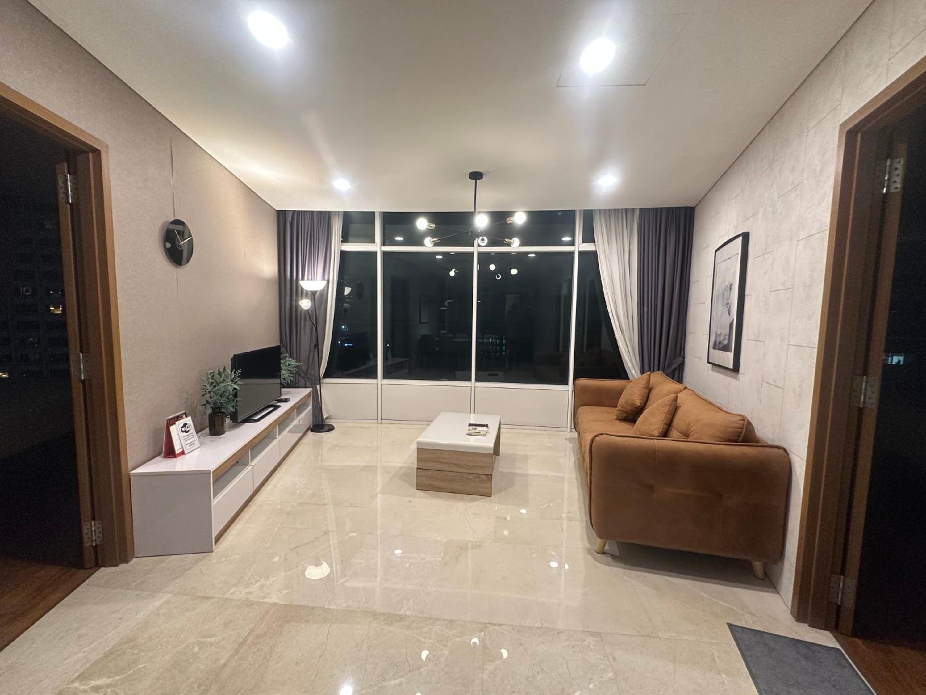 Lovely 2&3 Bedrooms condo KLCC and KL tower views