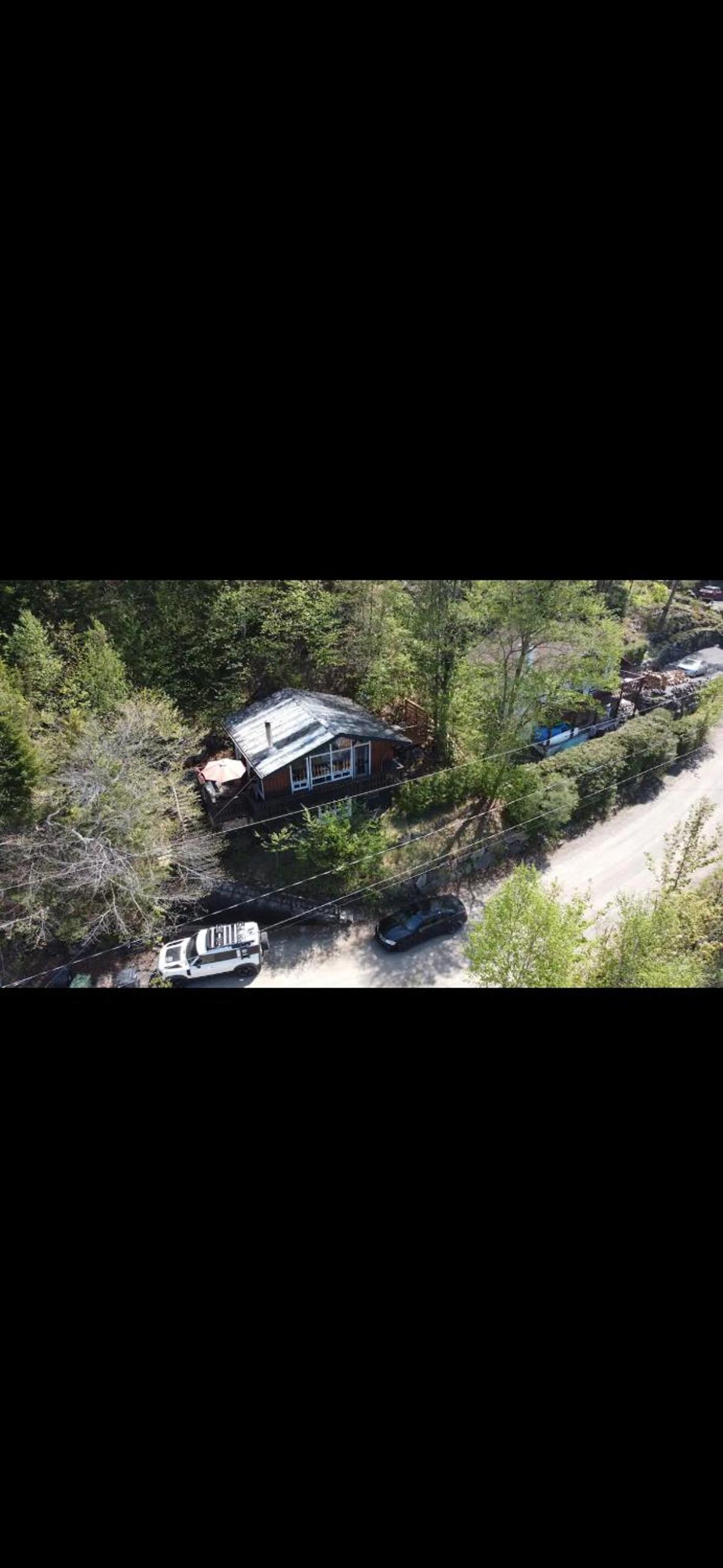 Chalet Alpin Suisse Au Bord Du Lac