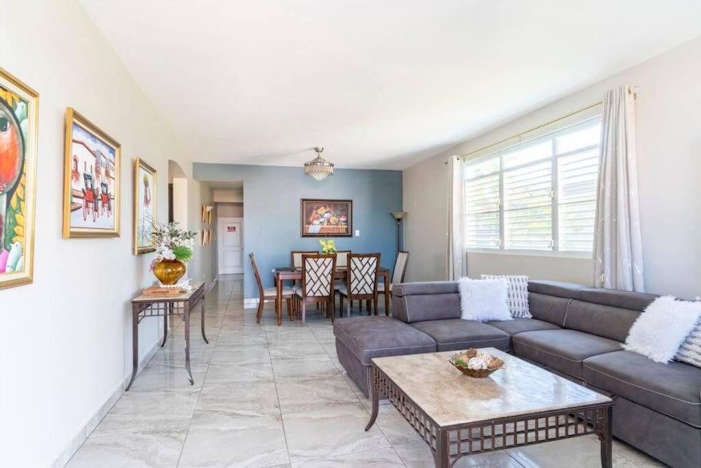 Relax Home Plenty Space Near The Airport - 4min