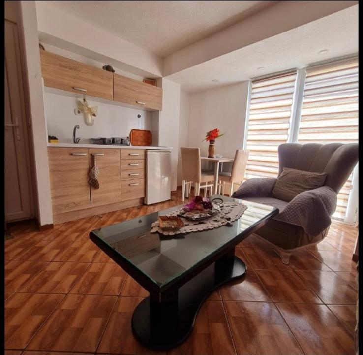 Apartmani 2 SS Ohrid