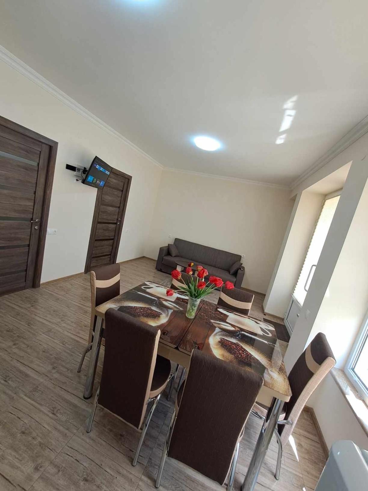 Hasmik house