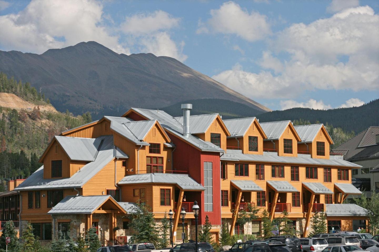 Park Avenue Lofts 208 by Great Western Lodging