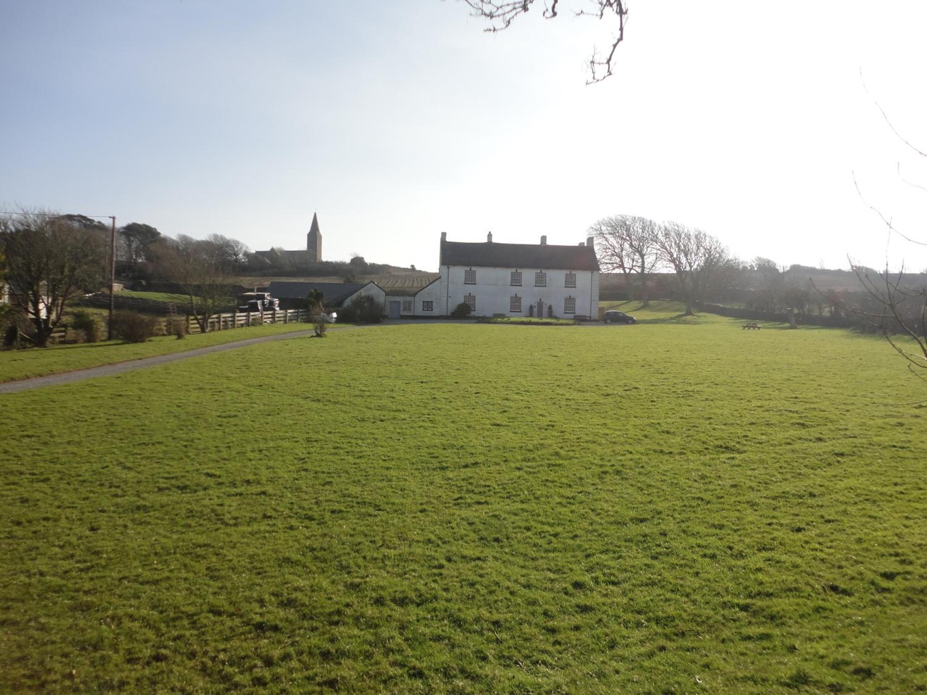 Rame Barton Guest House and Pottery