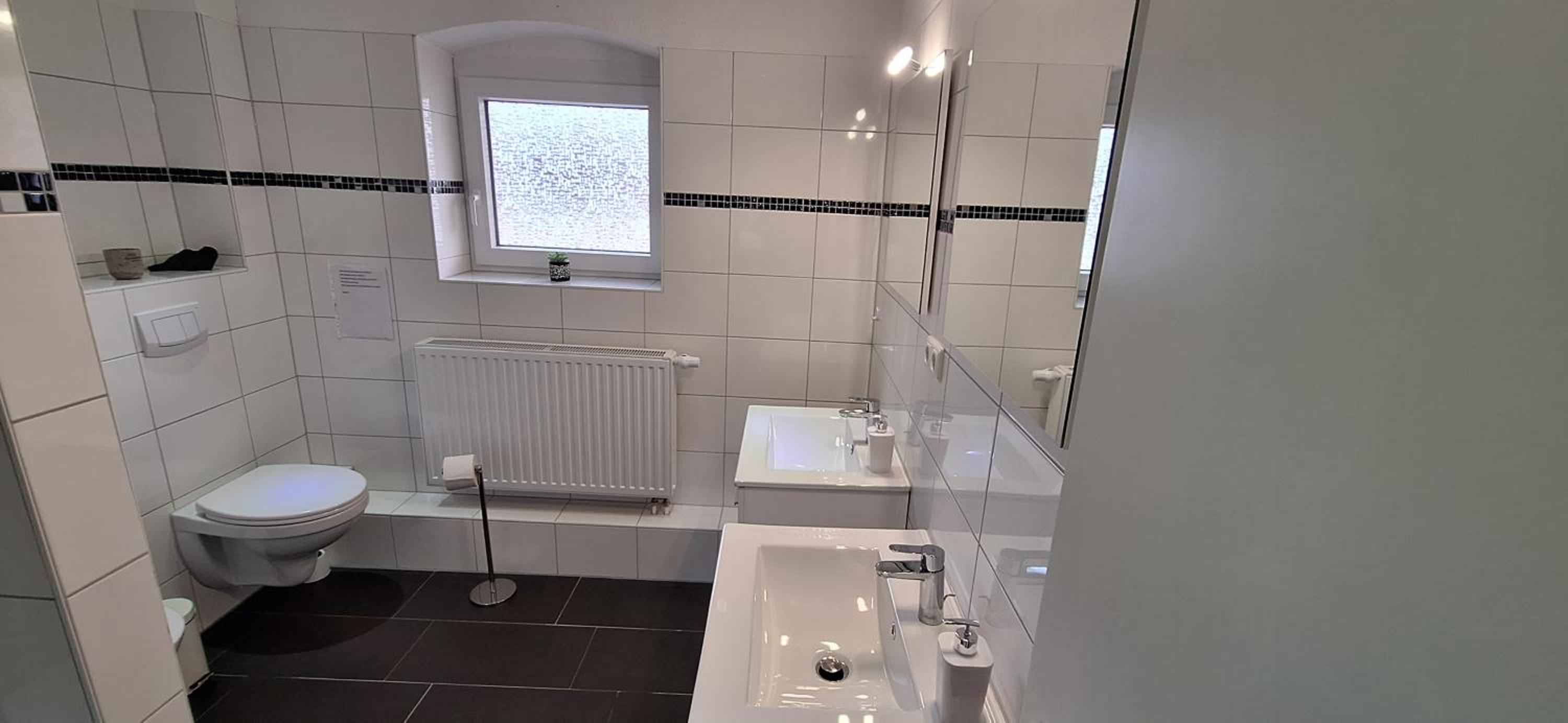 MaiFerien Harz - Haus Silberquelle 210 qm - bis 14 Personen- Großes Haus für Gruppen mit 6 Schlafzimmern