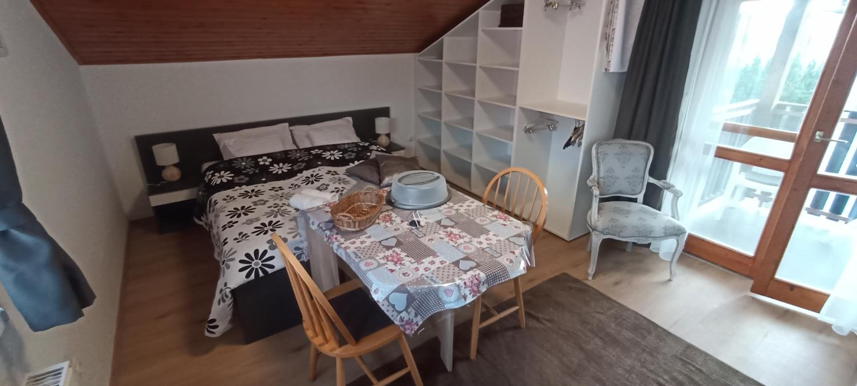 Nyírfa Apartmanház