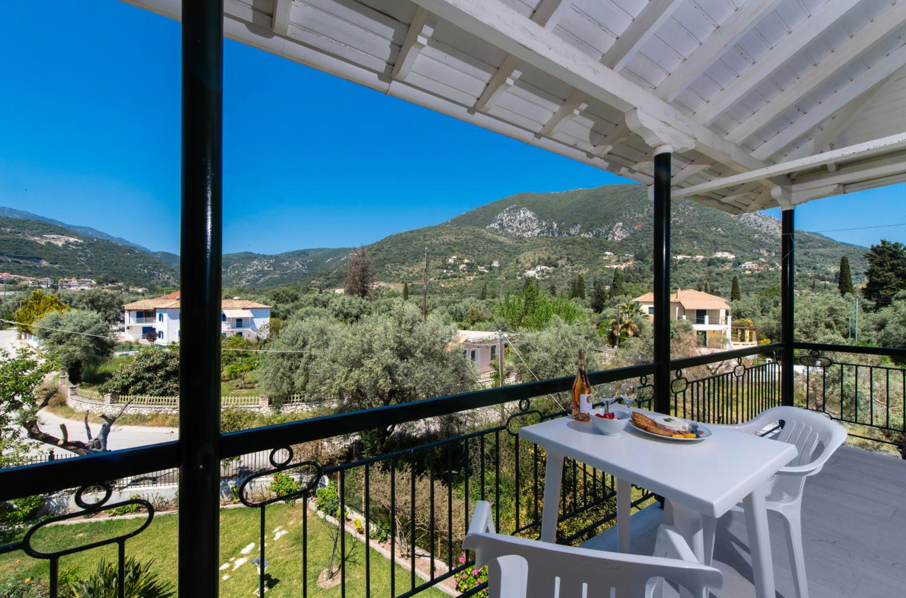 Niriton Residence Brand new Nydri Suites photo 4