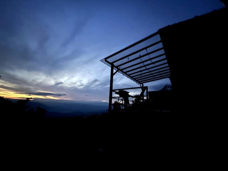 Manoah: cabaña en las montañas 2