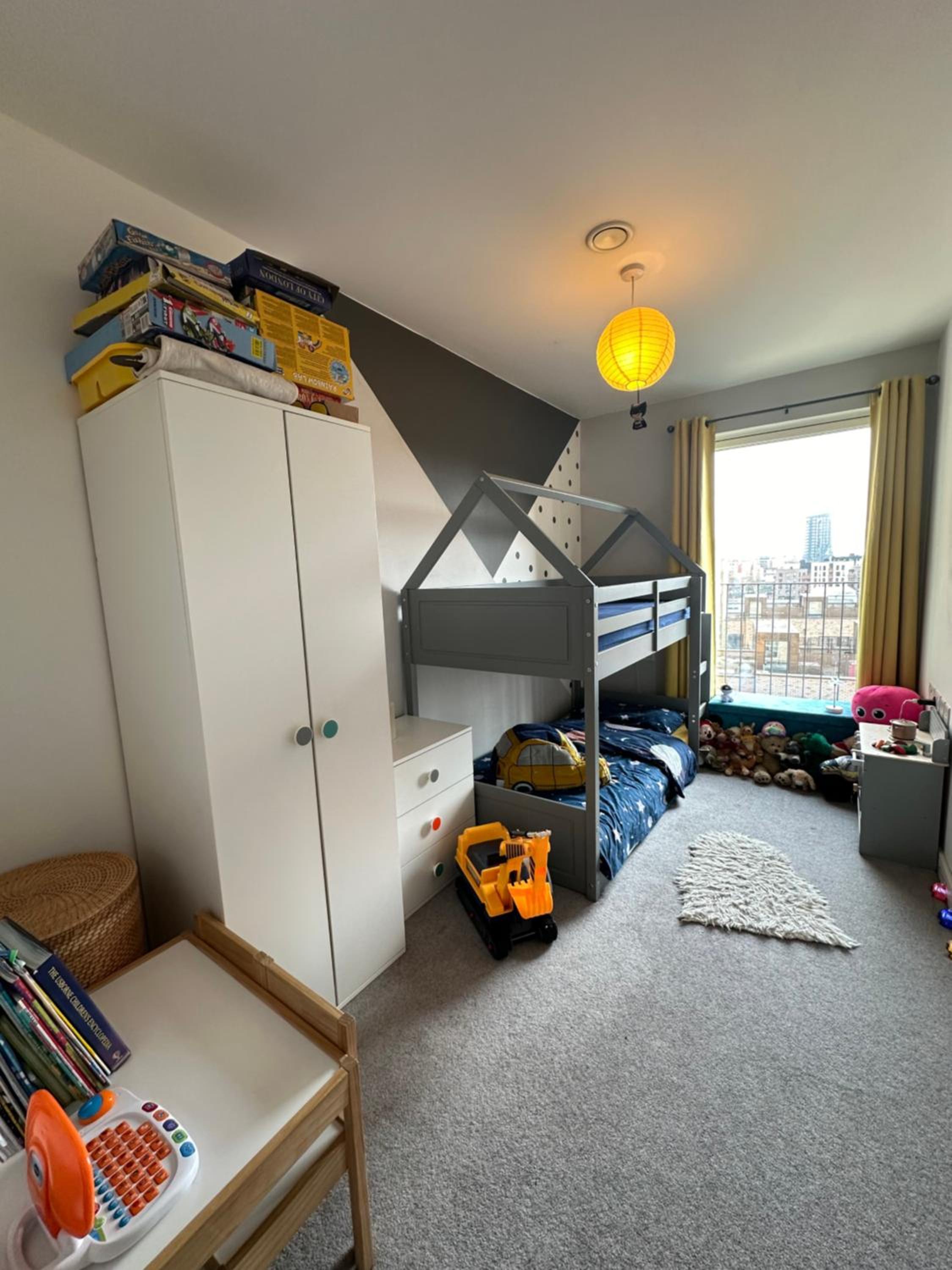 Luxury 3 bedroom flat in Stratford, London
