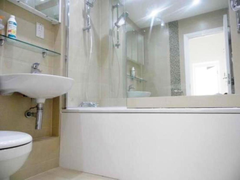 Stunning-Gated-Listed Stay-Park-Homestay-Retreat view 3