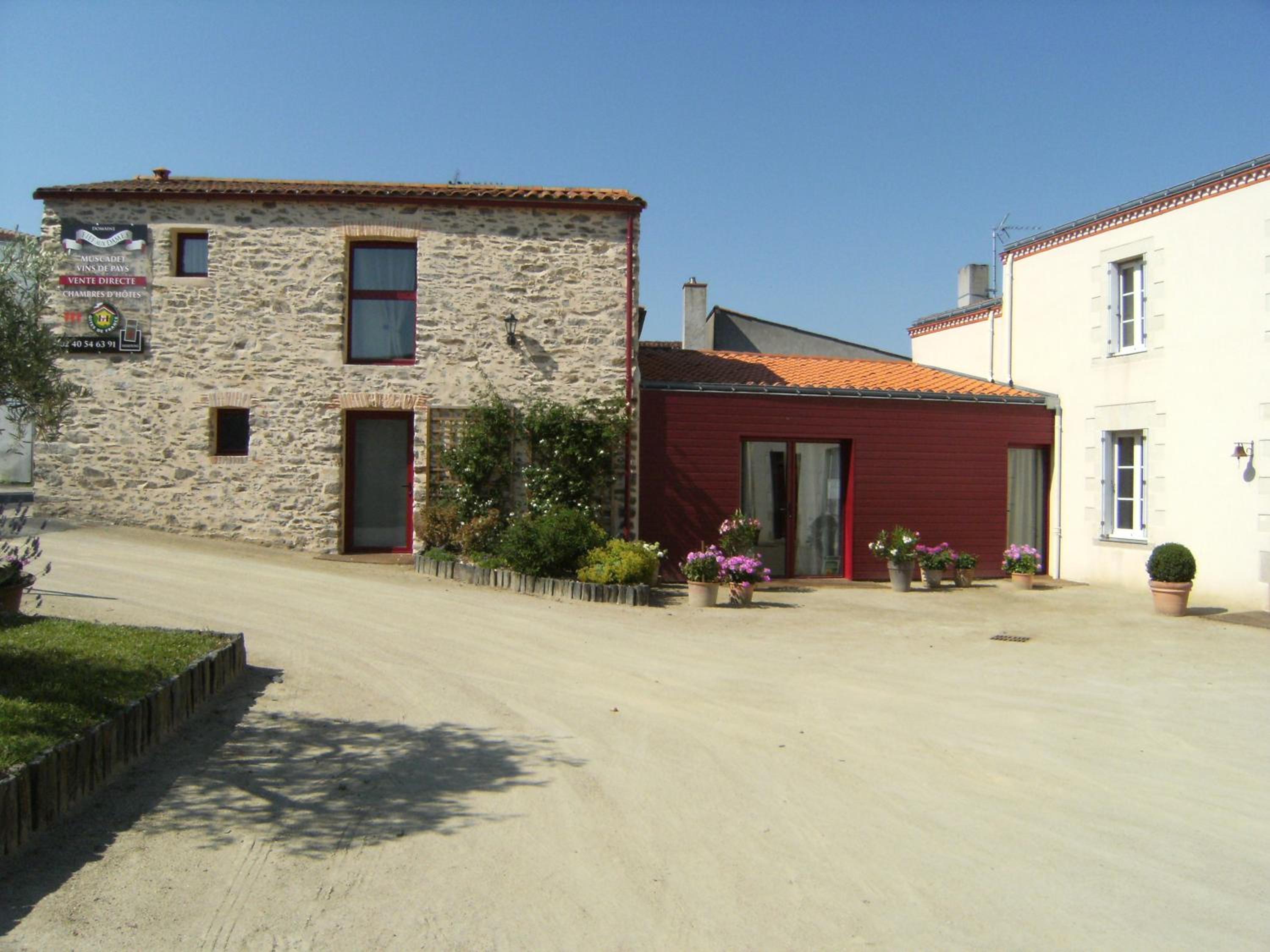 Domaine du Fief aux Dames view 3