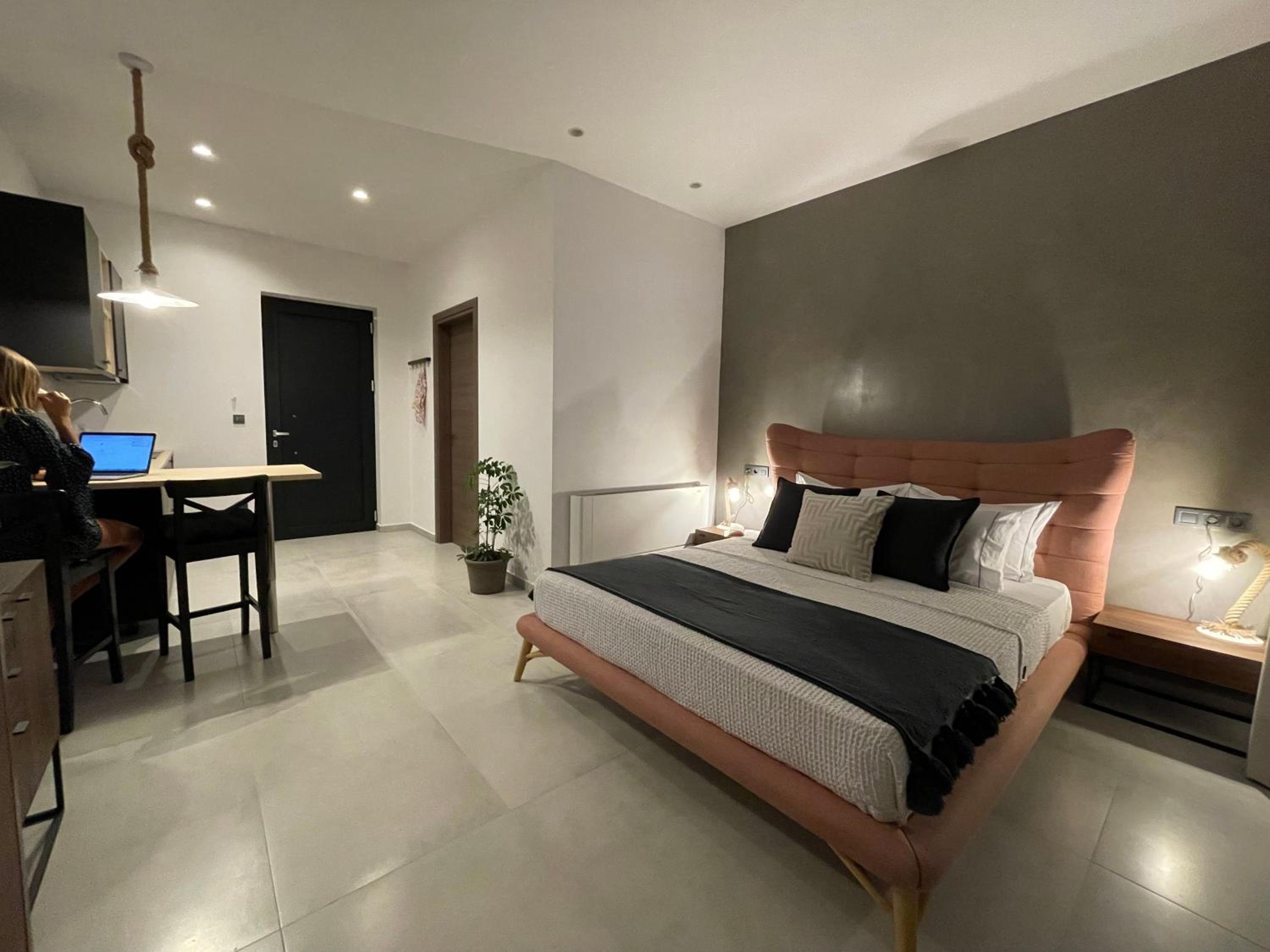 Polyxeni Suites photo 3